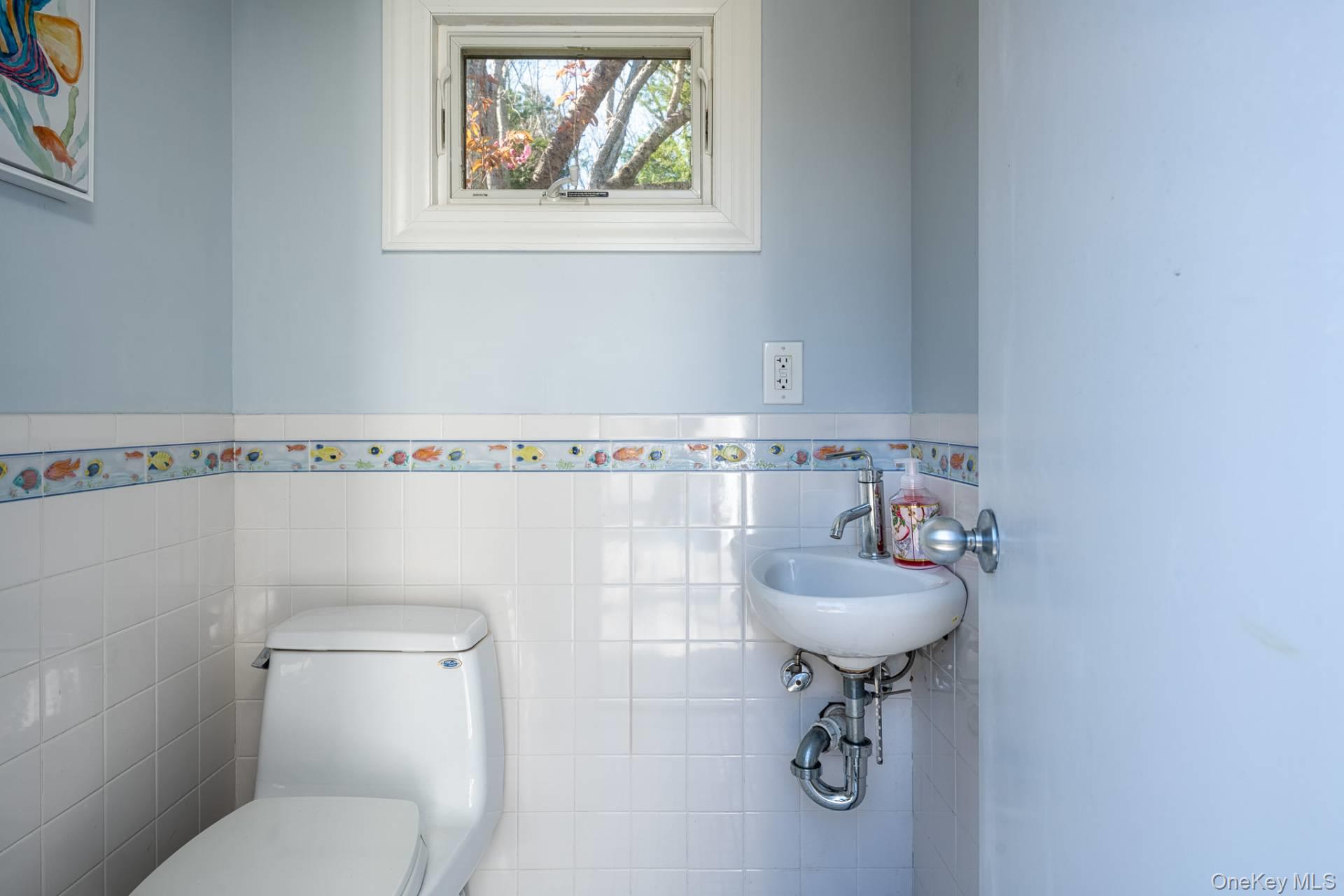 3 Rosebud Lane, East Quogue, NY 11942