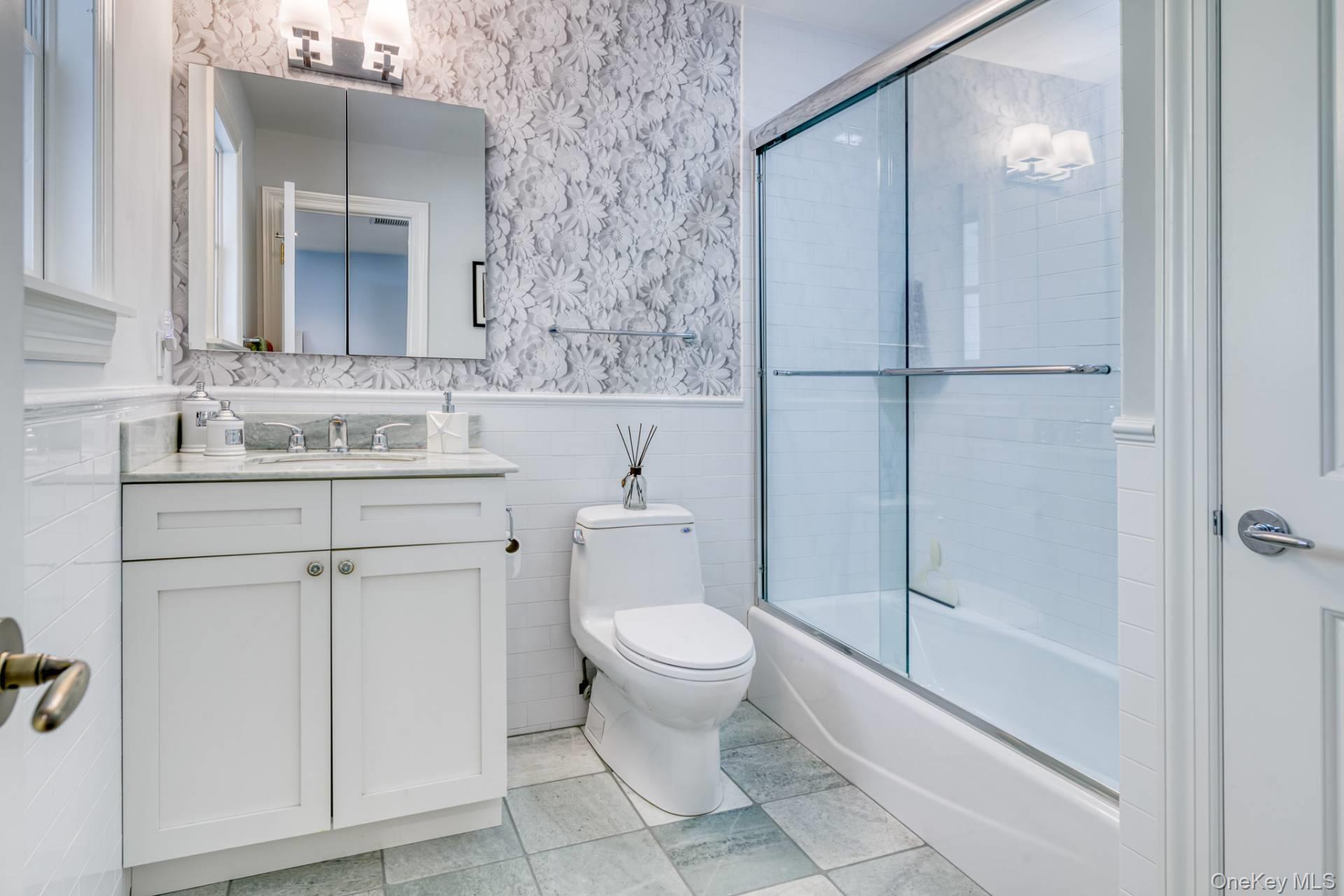 3 Rosebud Lane, East Quogue, NY 11942