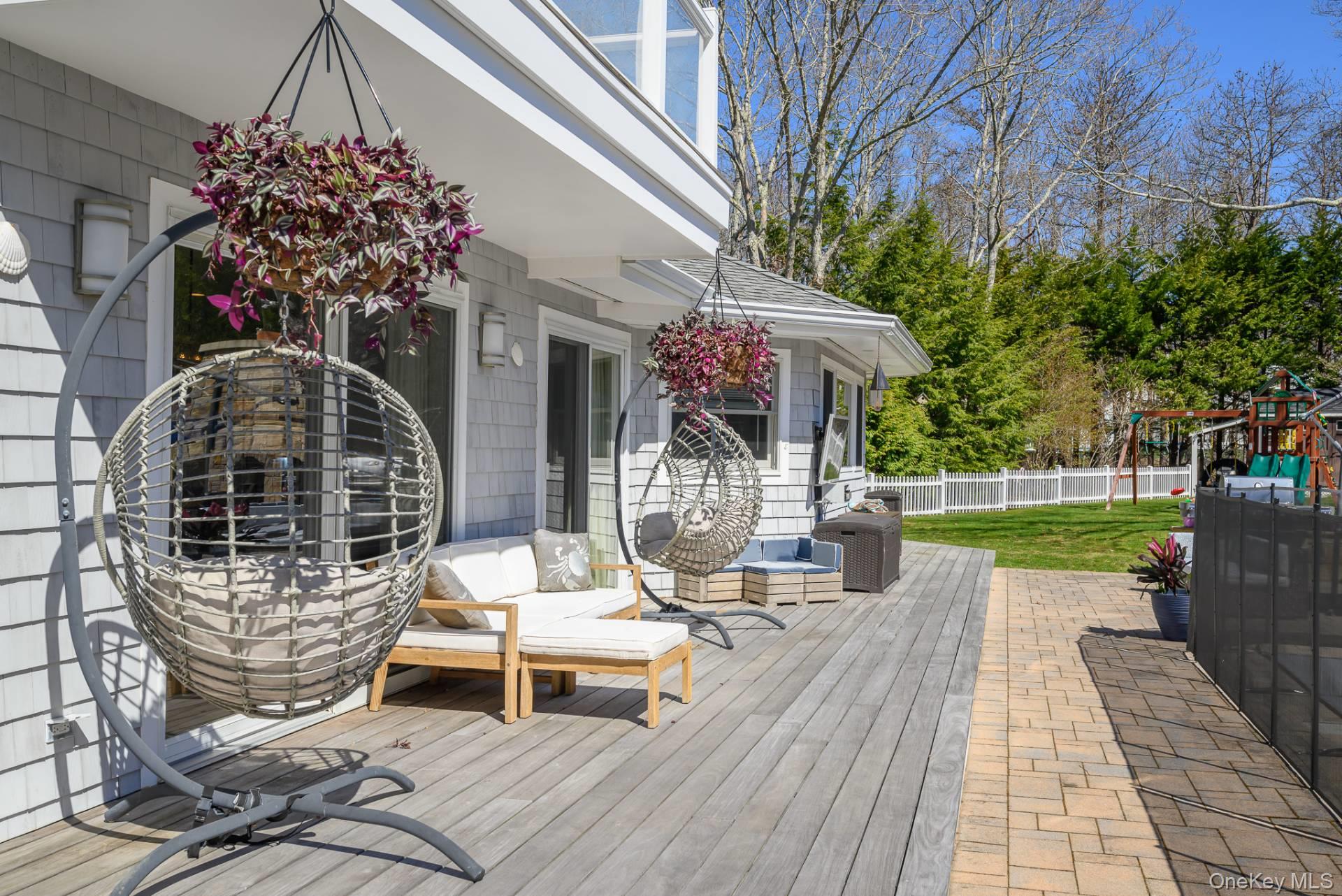 3 Rosebud Lane, East Quogue, NY 11942