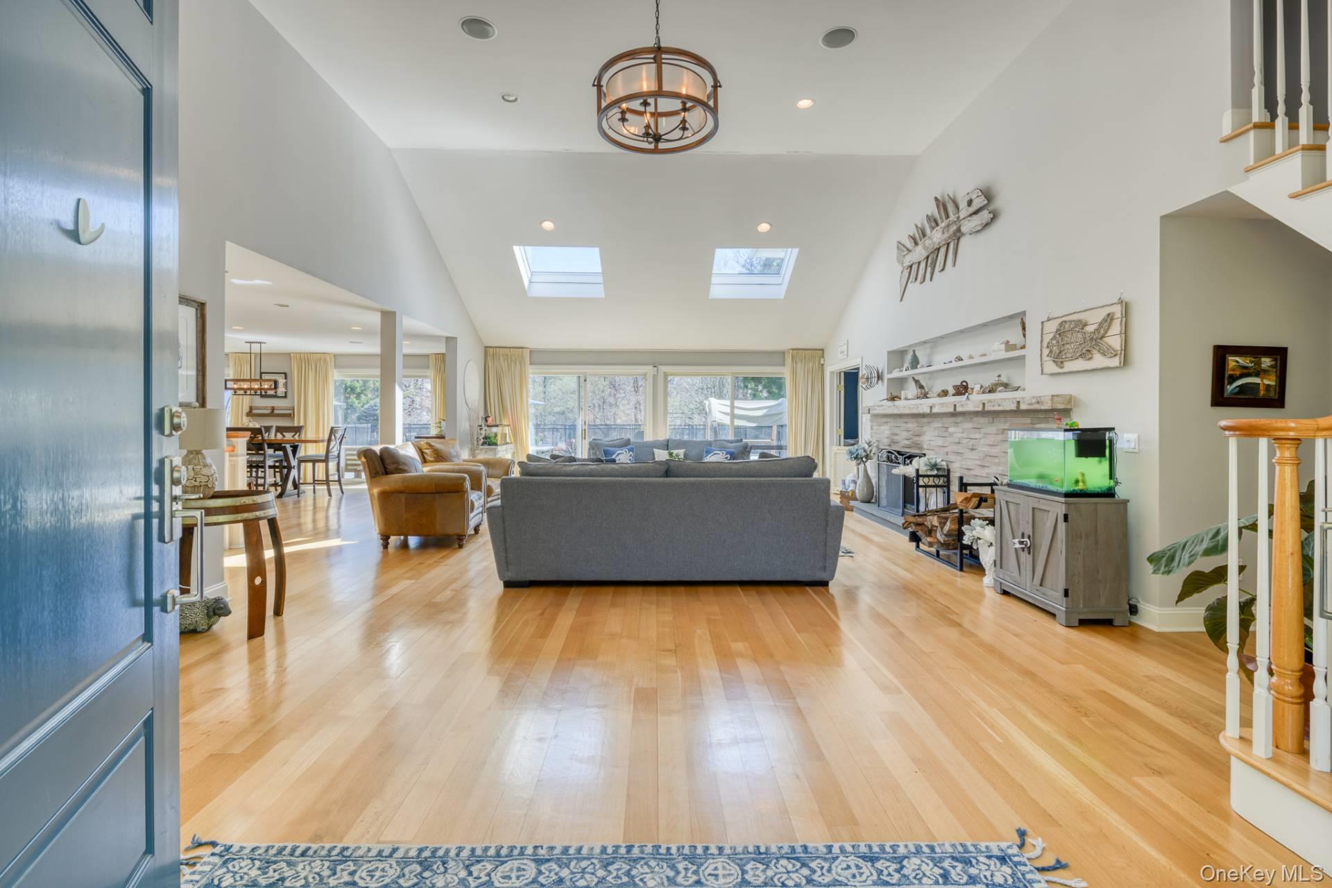 3 Rosebud Lane, East Quogue, NY 11942