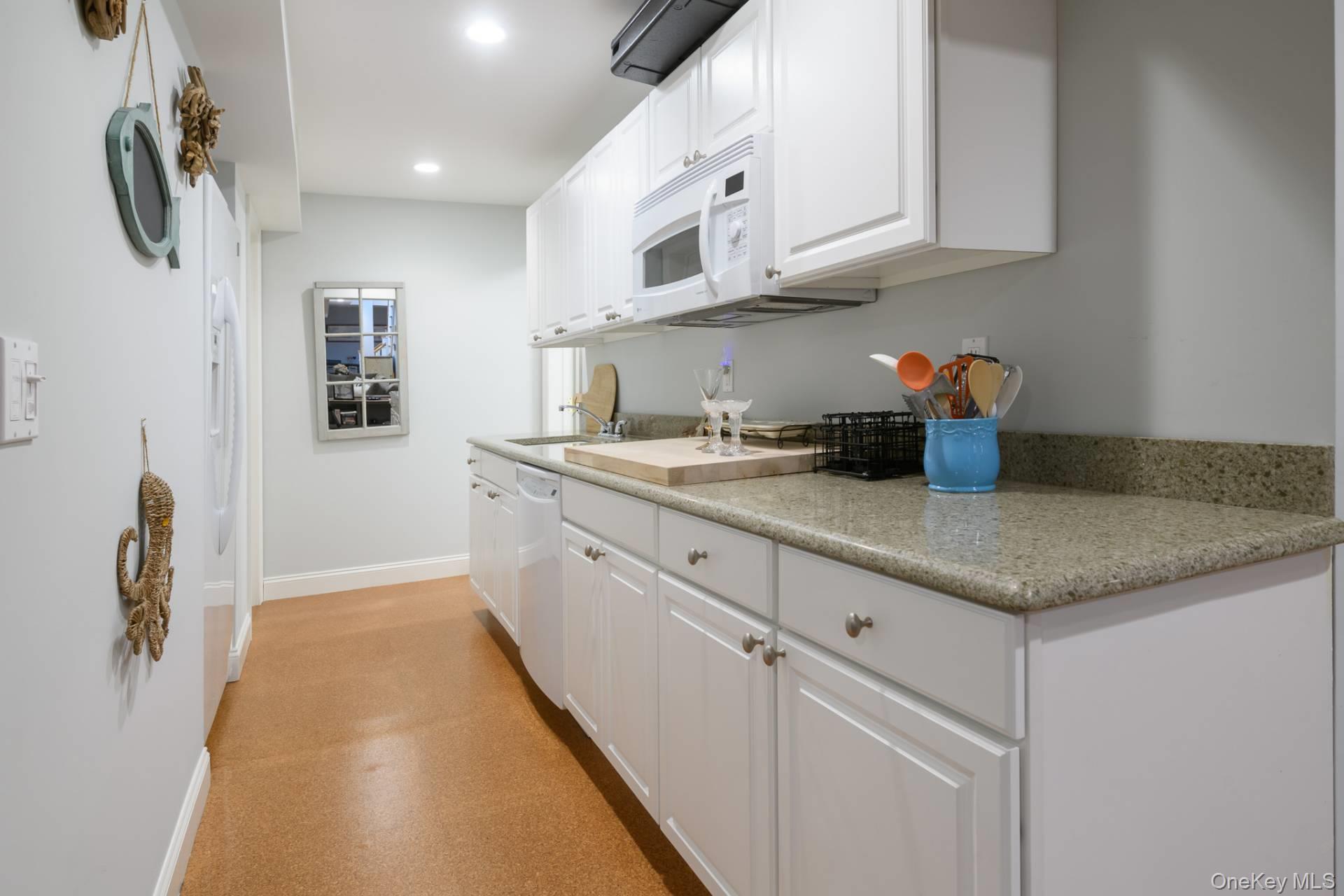 3 Rosebud Lane, East Quogue, NY 11942