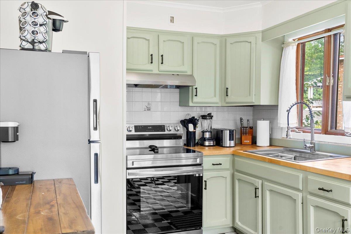 24 Alpine Drive, Cairo, NY 12473