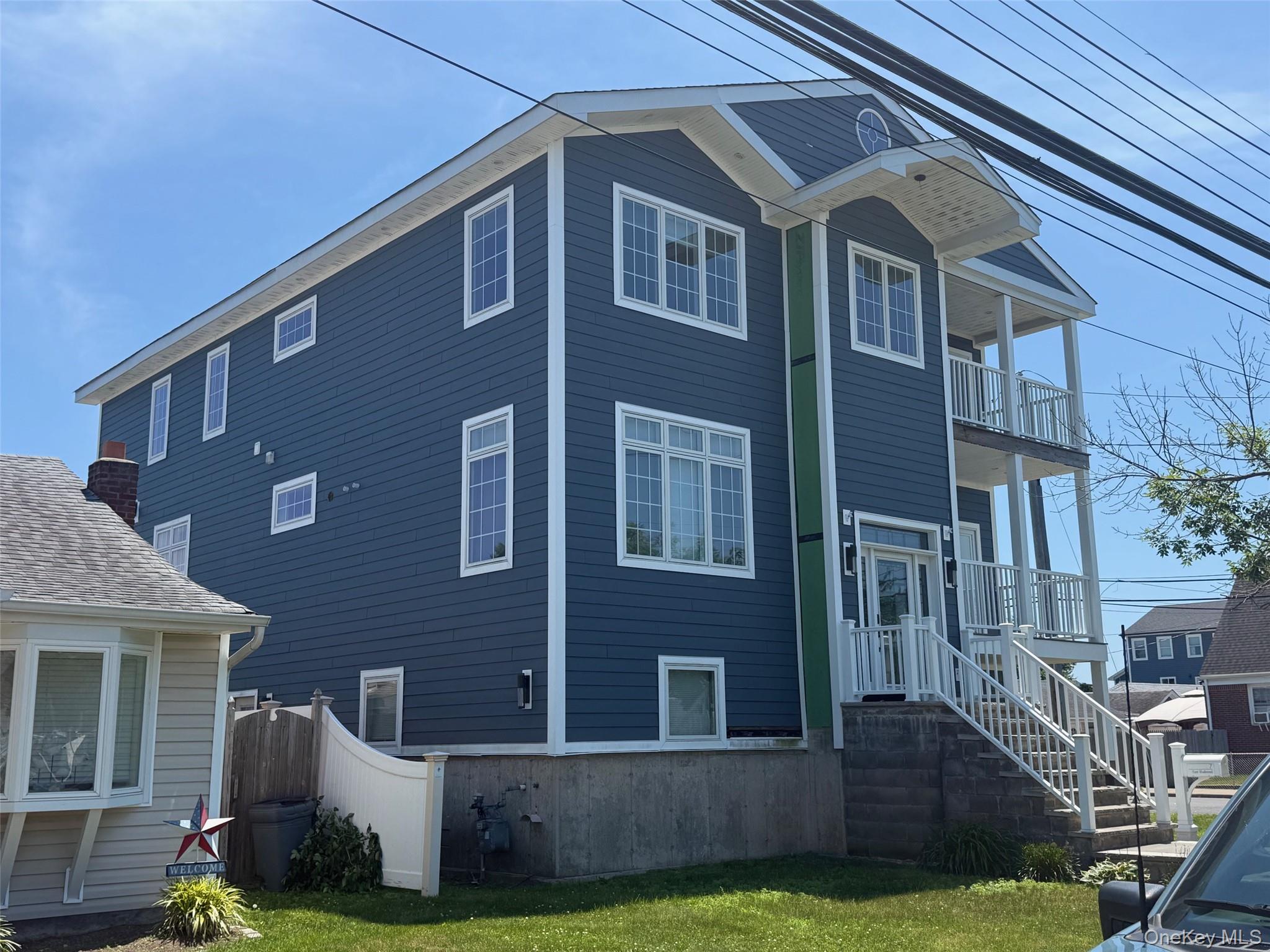 7 East Boulevard, East Rockaway, NY 11518