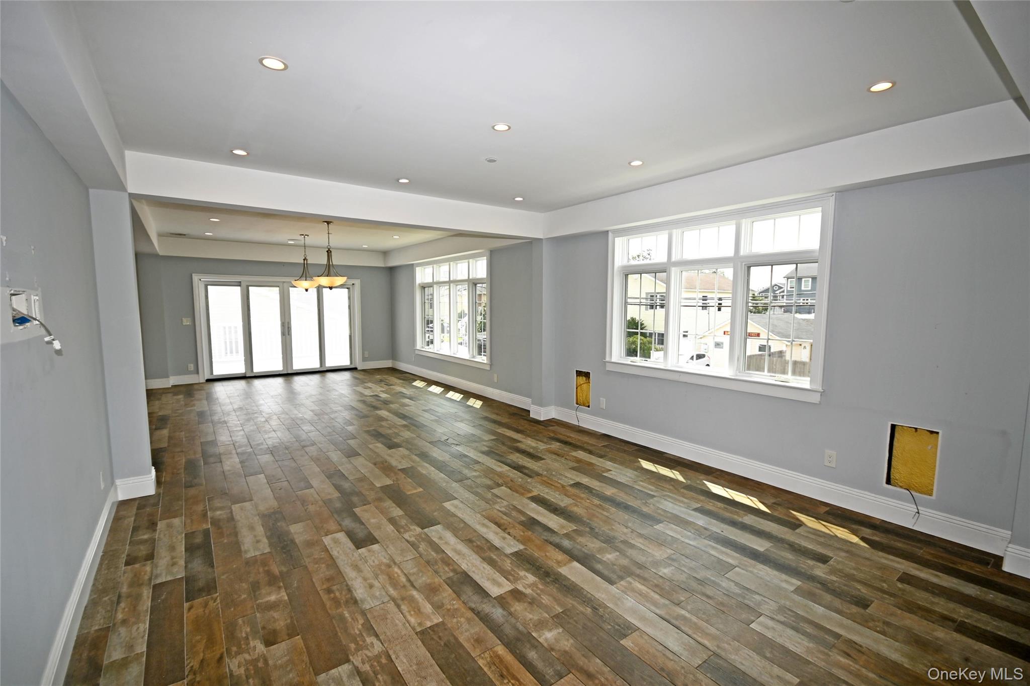 7 East Boulevard, East Rockaway, NY 11518