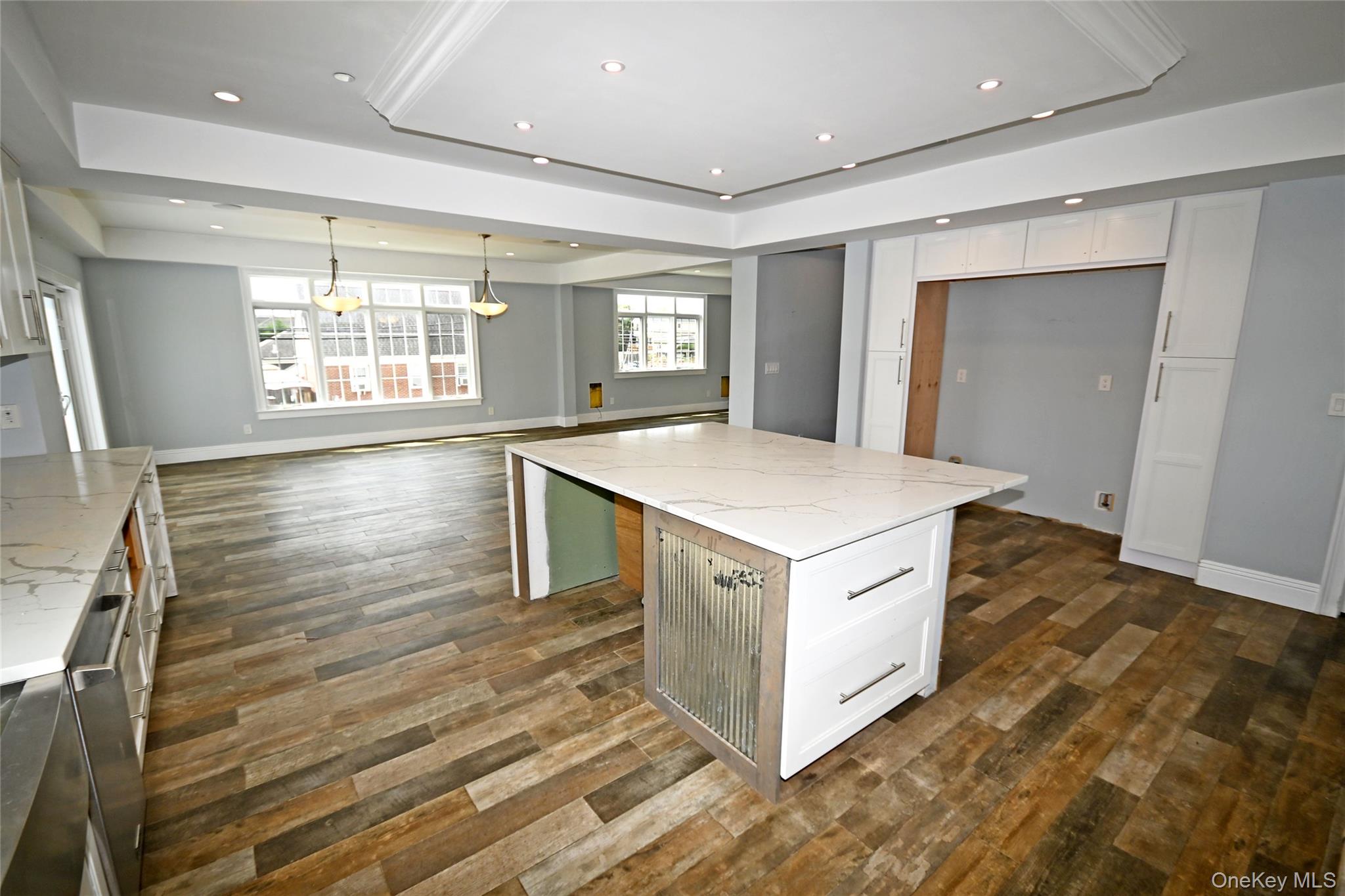 7 East Boulevard, East Rockaway, NY 11518