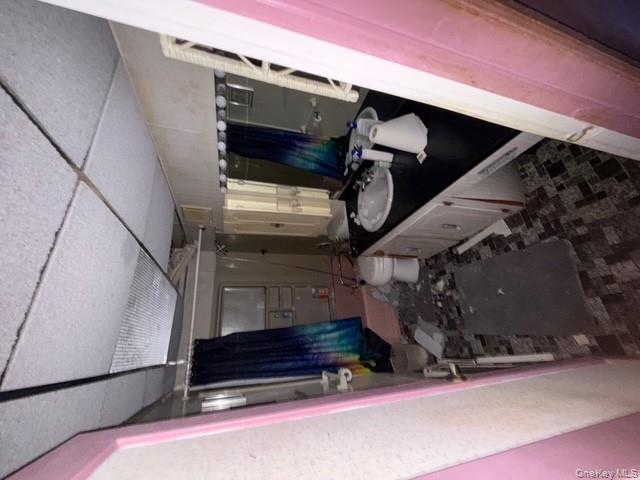 35 Marlow Road, Valley Stream, NY 11580