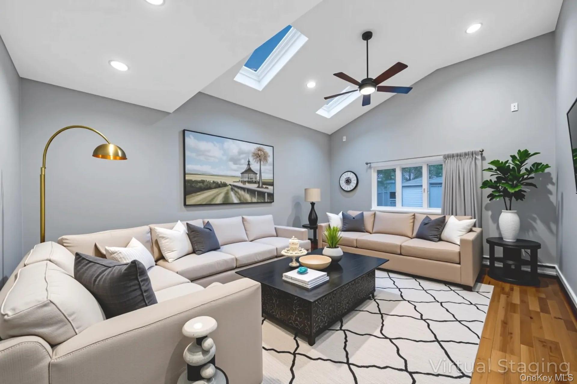 534 S Greene Avenue, Lindenhurst, NY 11757