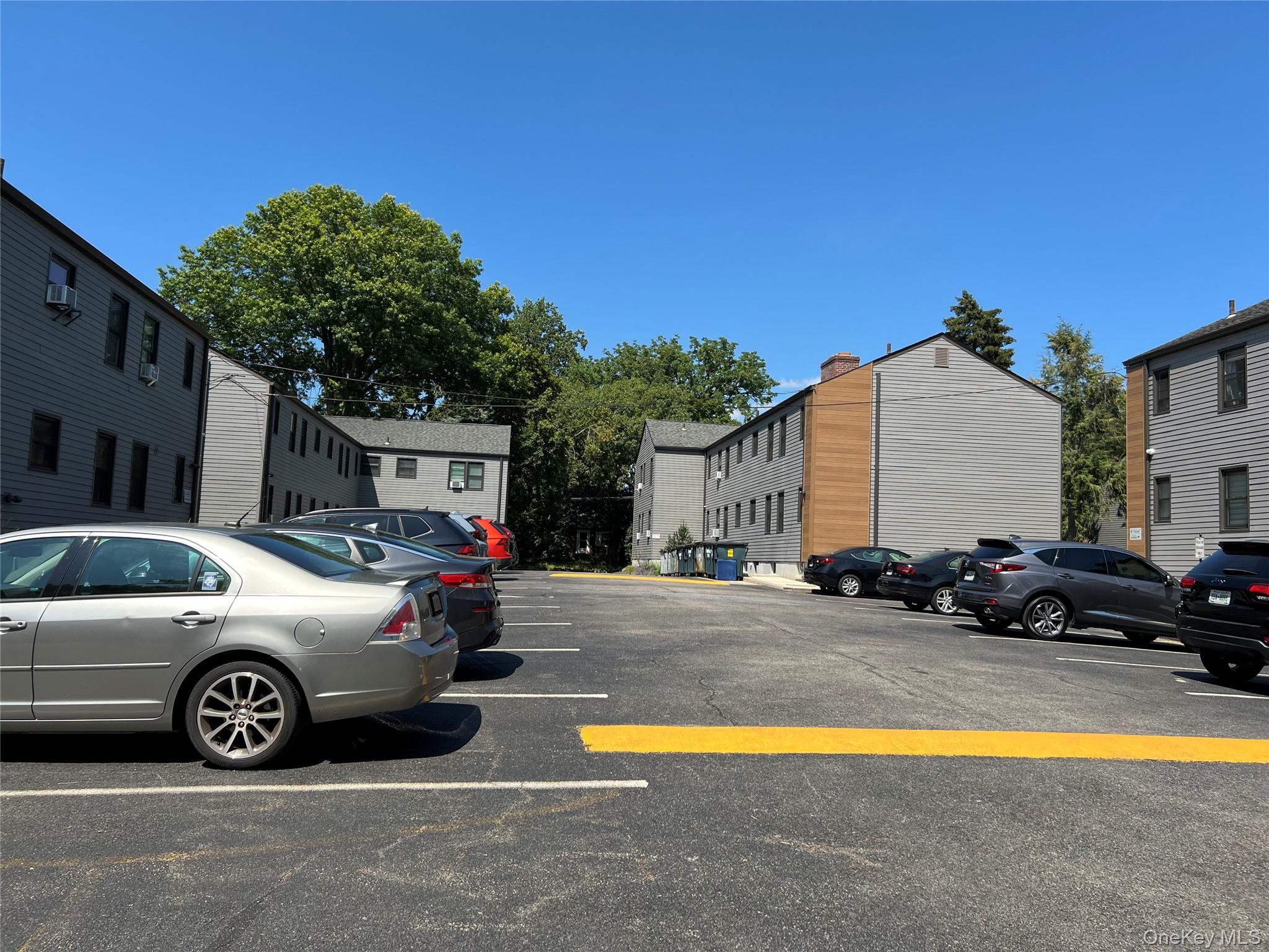 12 Hendrick Lane # 43E, Tarrytown, NY 10591