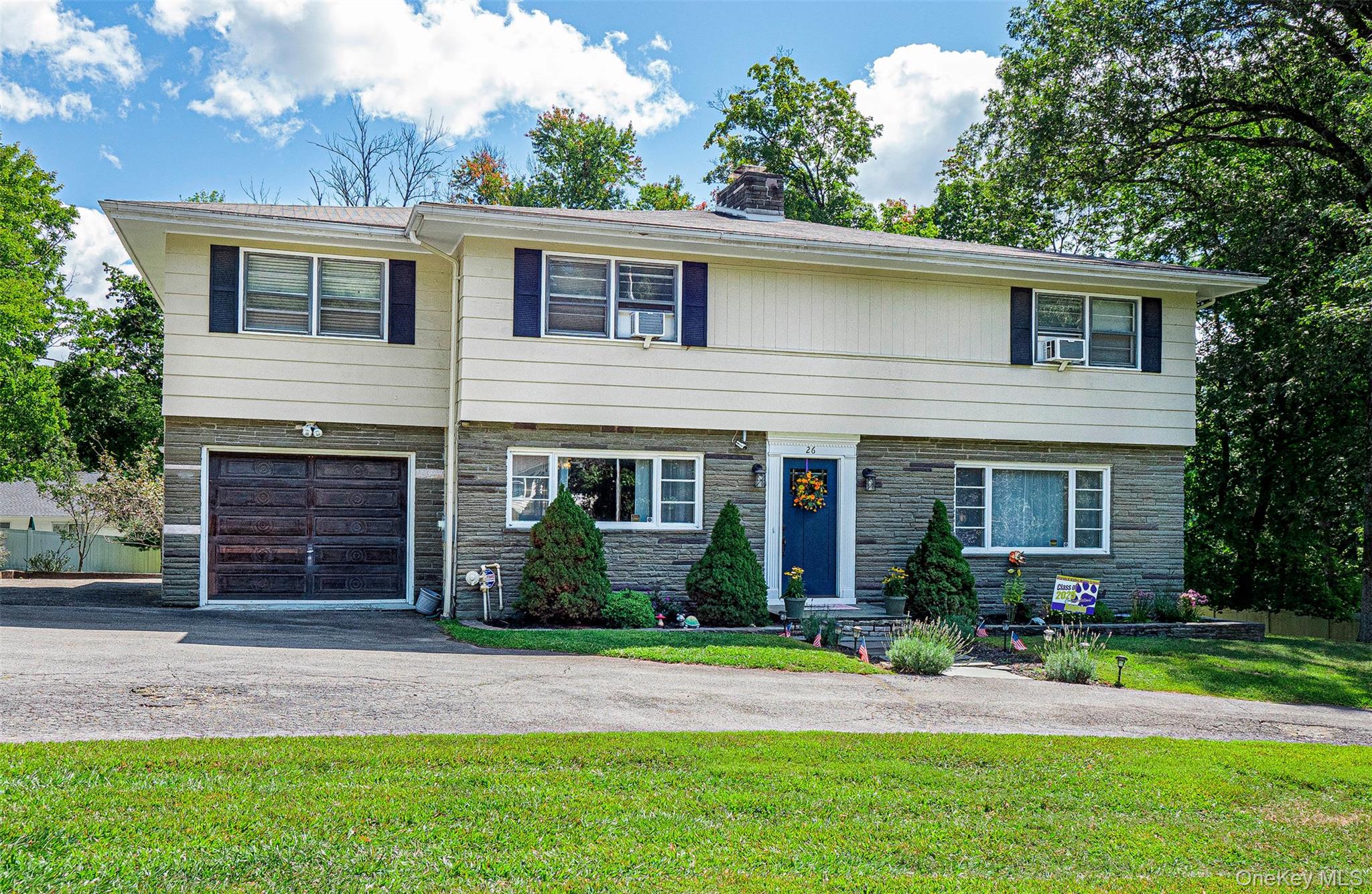 26 Laura Lane, Warwick, NY 10990