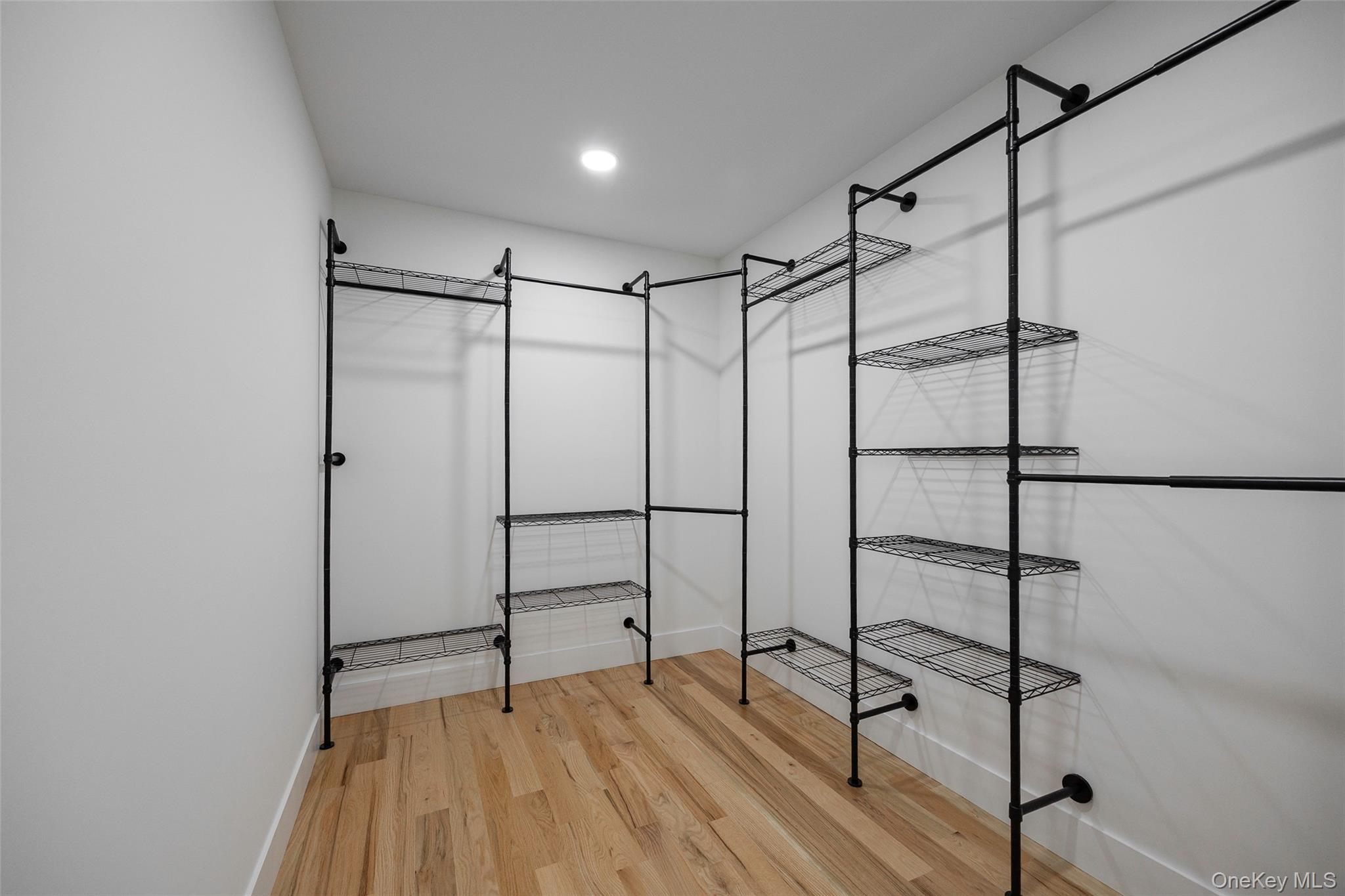 7441 S Broadway, Red Hook, NY 12571