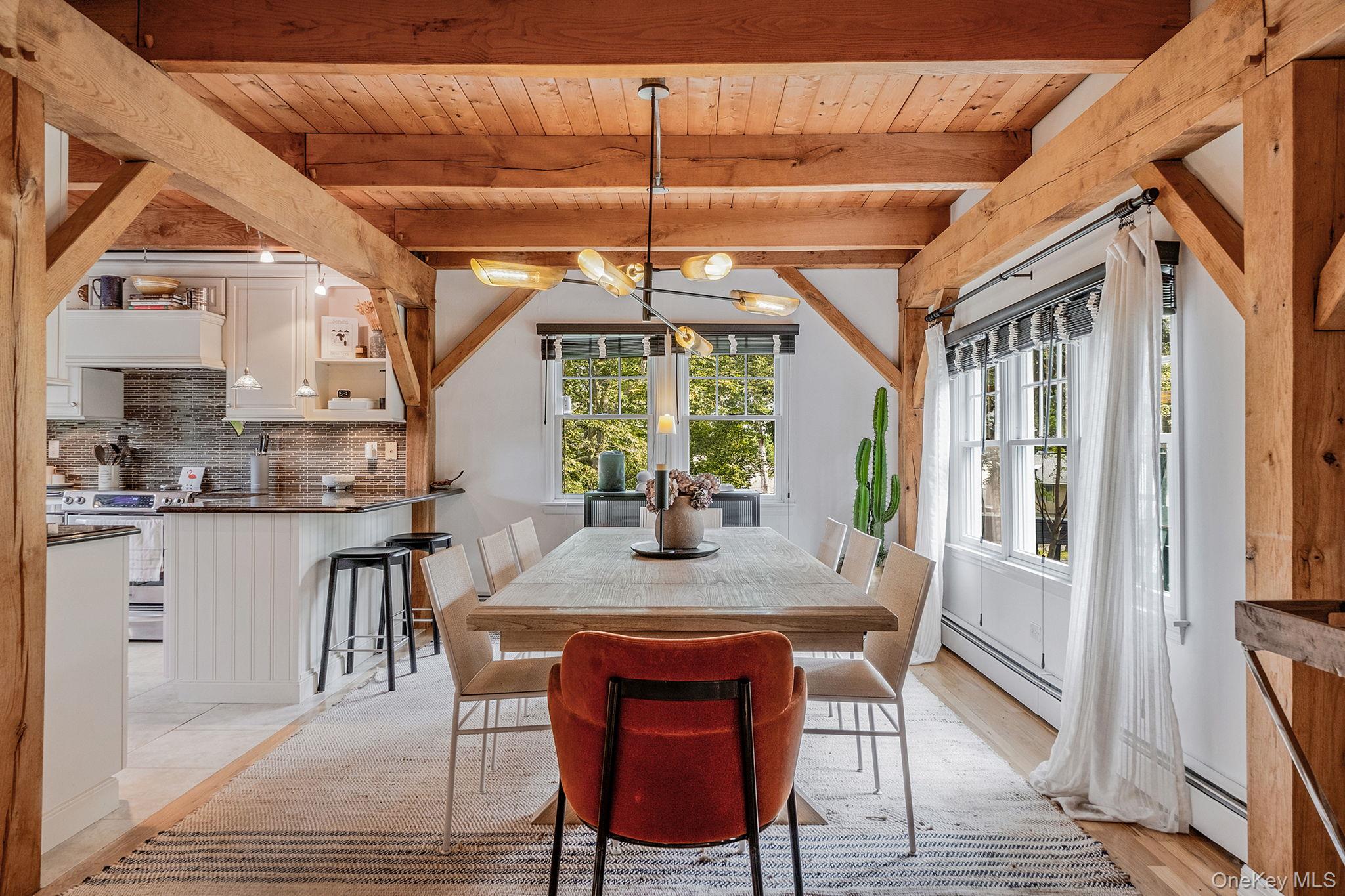 40 Linda Lane, Riverhead, NY 11901