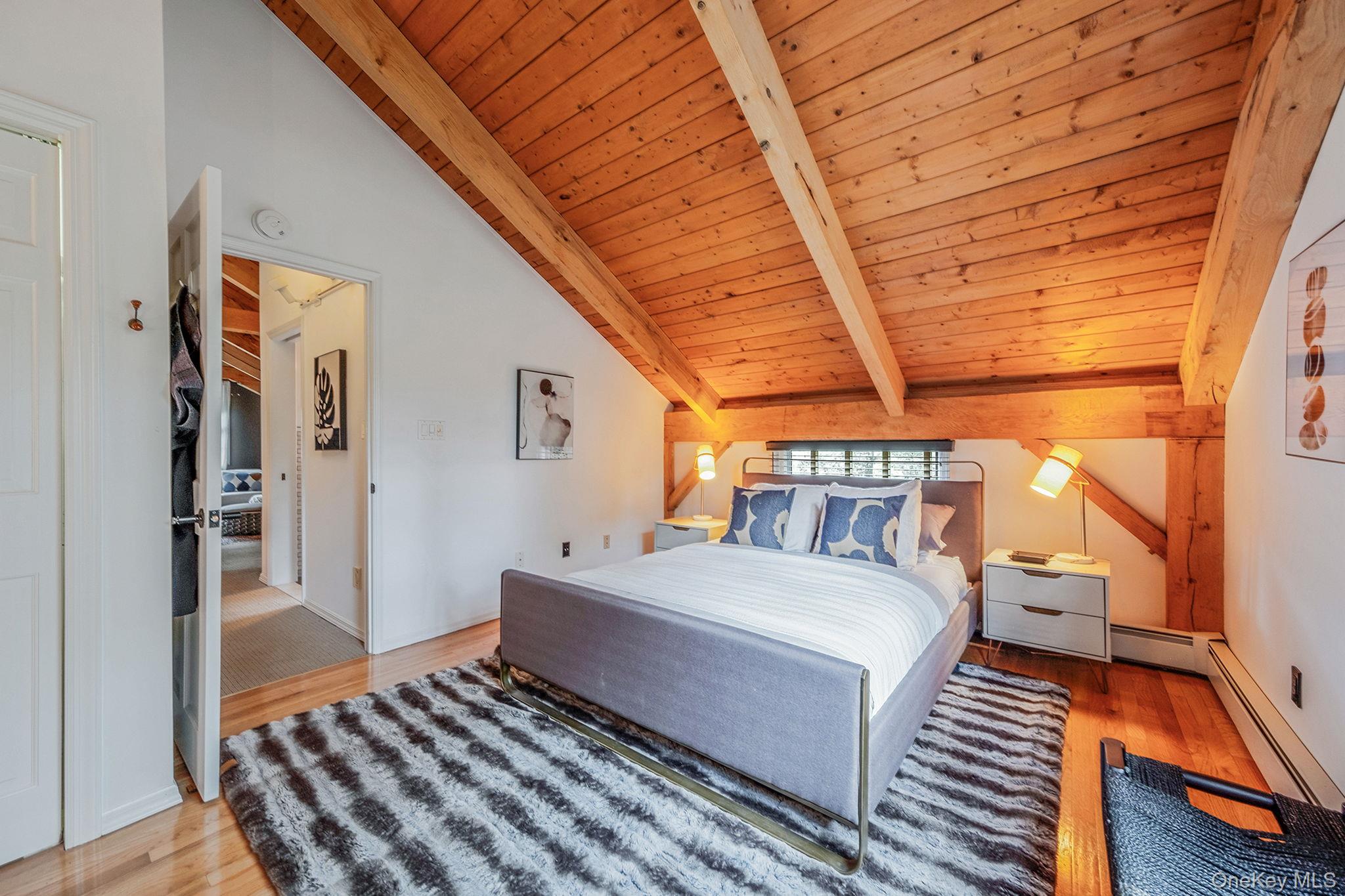 40 Linda Lane, Riverhead, NY 11901