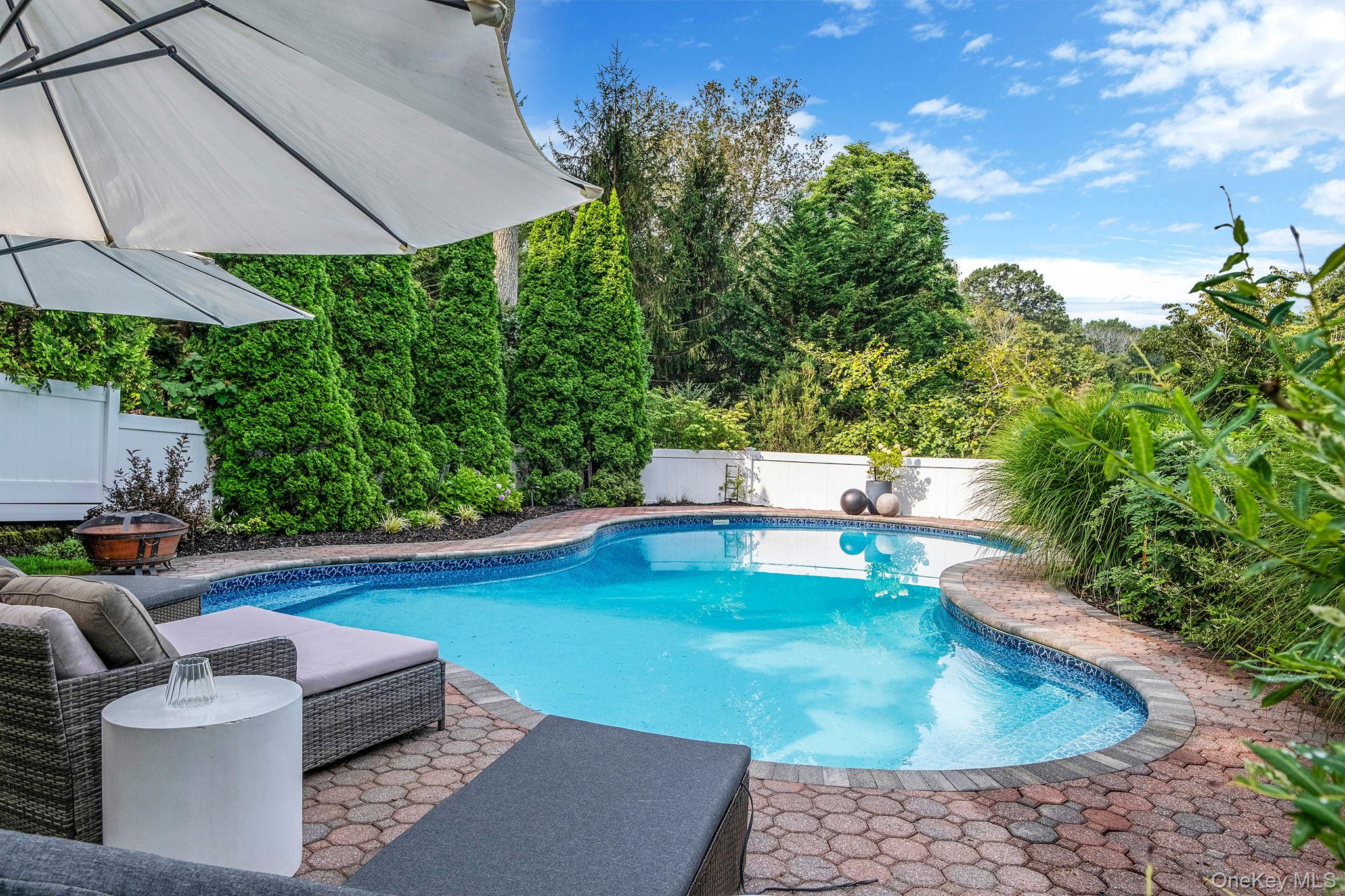 40 Linda Lane, Riverhead, NY 11901