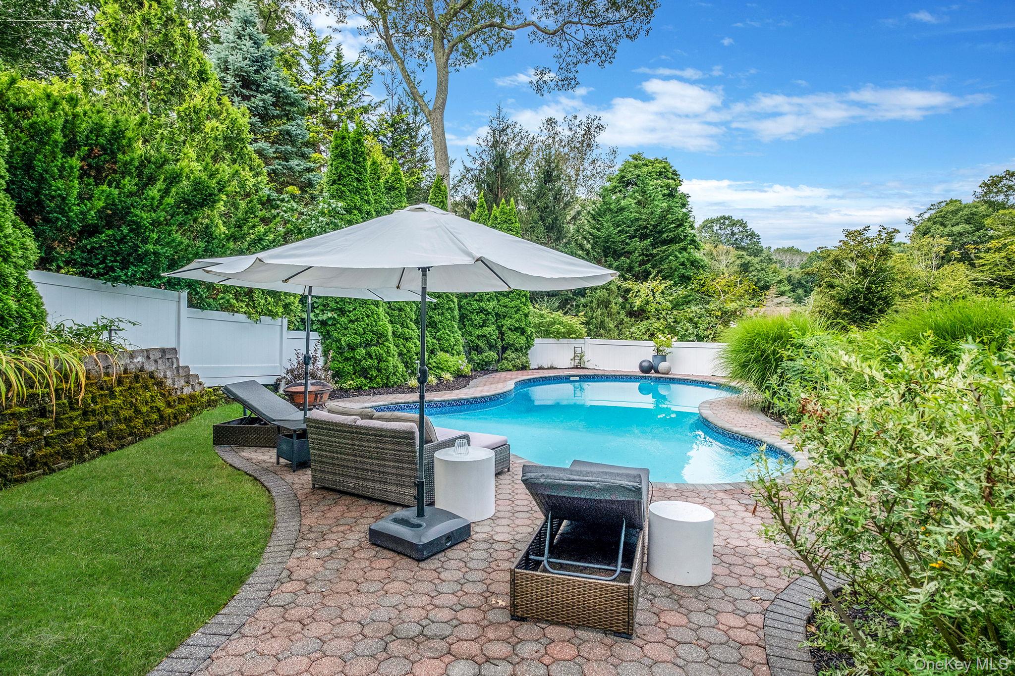 40 Linda Lane, Riverhead, NY 11901