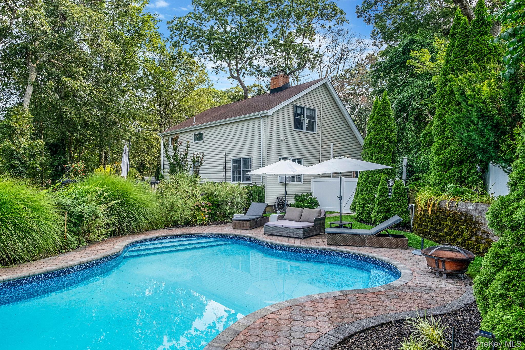 40 Linda Lane, Riverhead, NY 11901