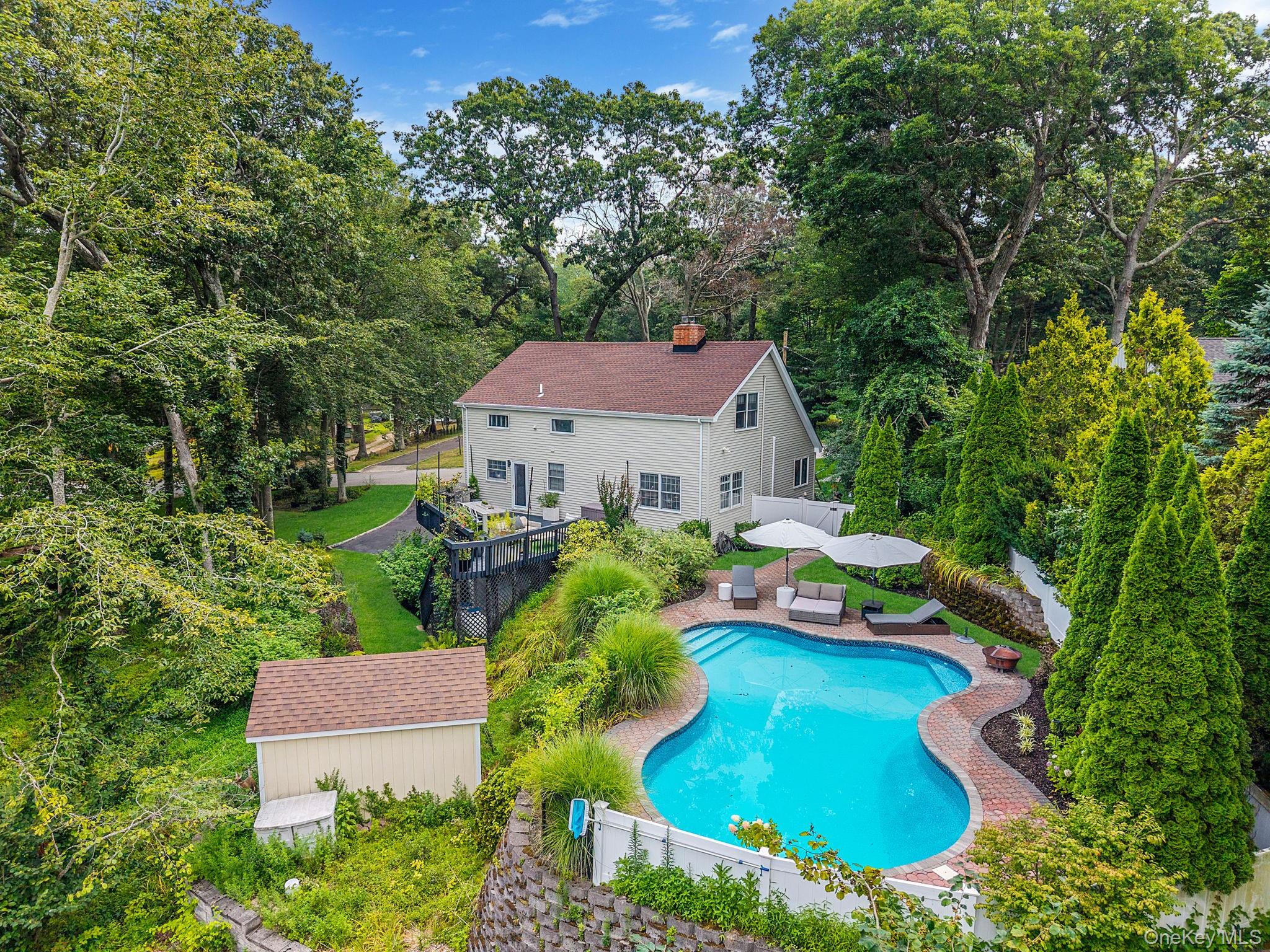 40 Linda Lane, Riverhead, NY 11901