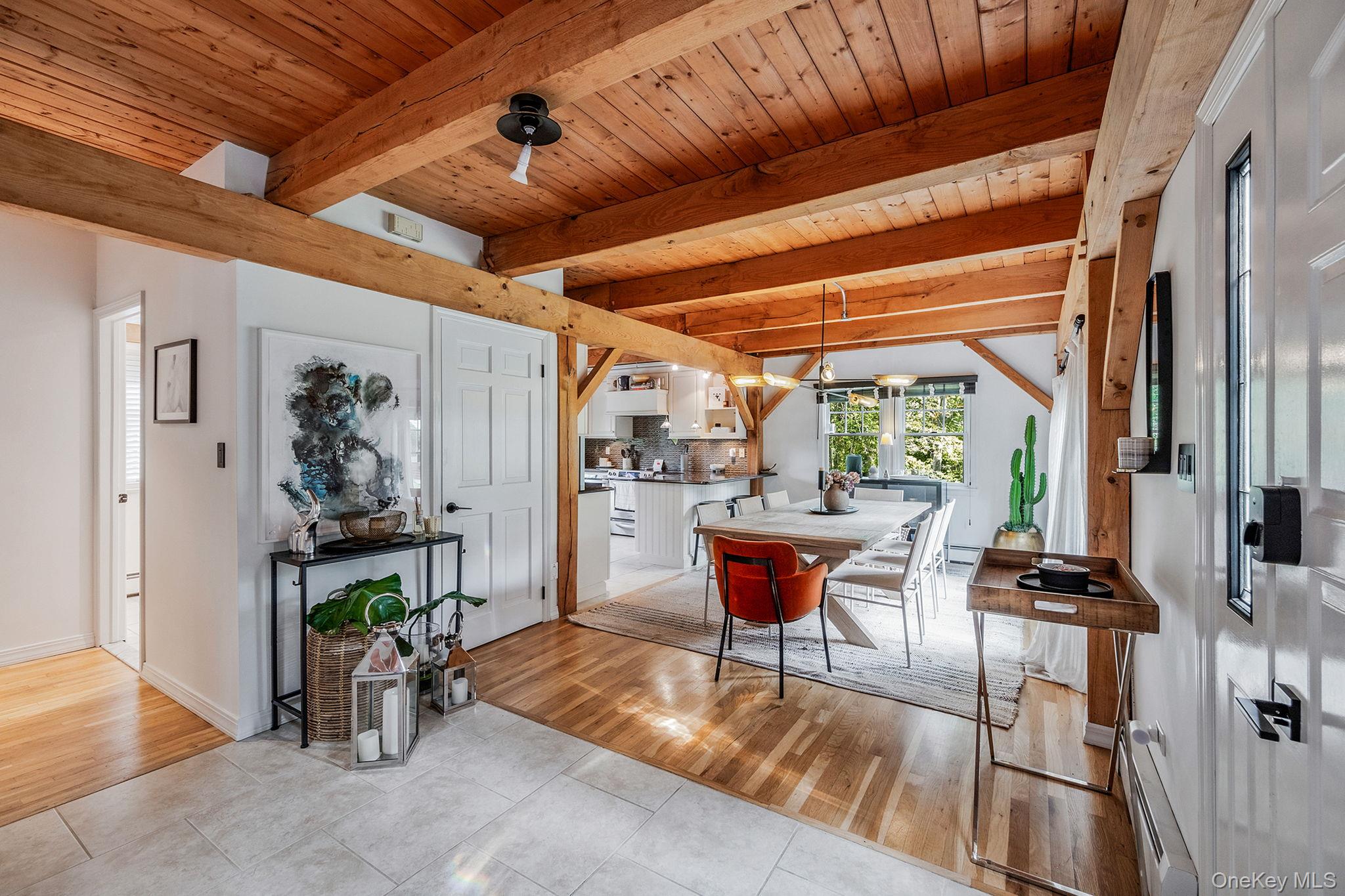 40 Linda Lane, Riverhead, NY 11901