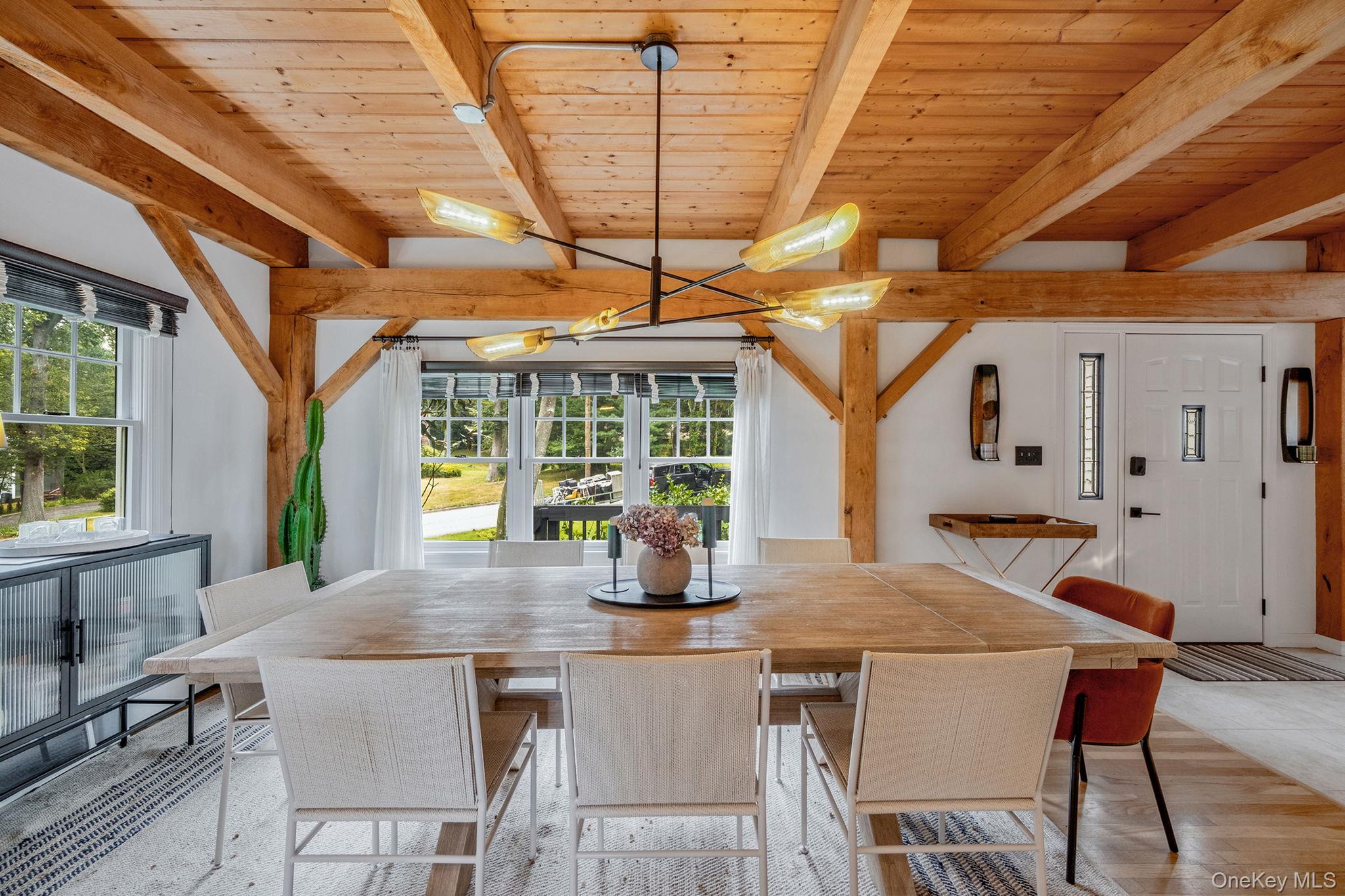 40 Linda Lane, Riverhead, NY 11901