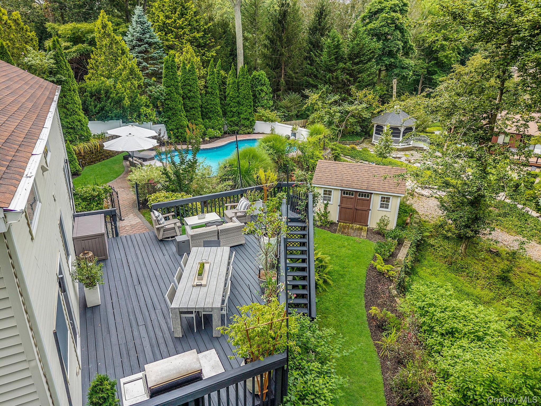 40 Linda Lane, Riverhead, NY 11901