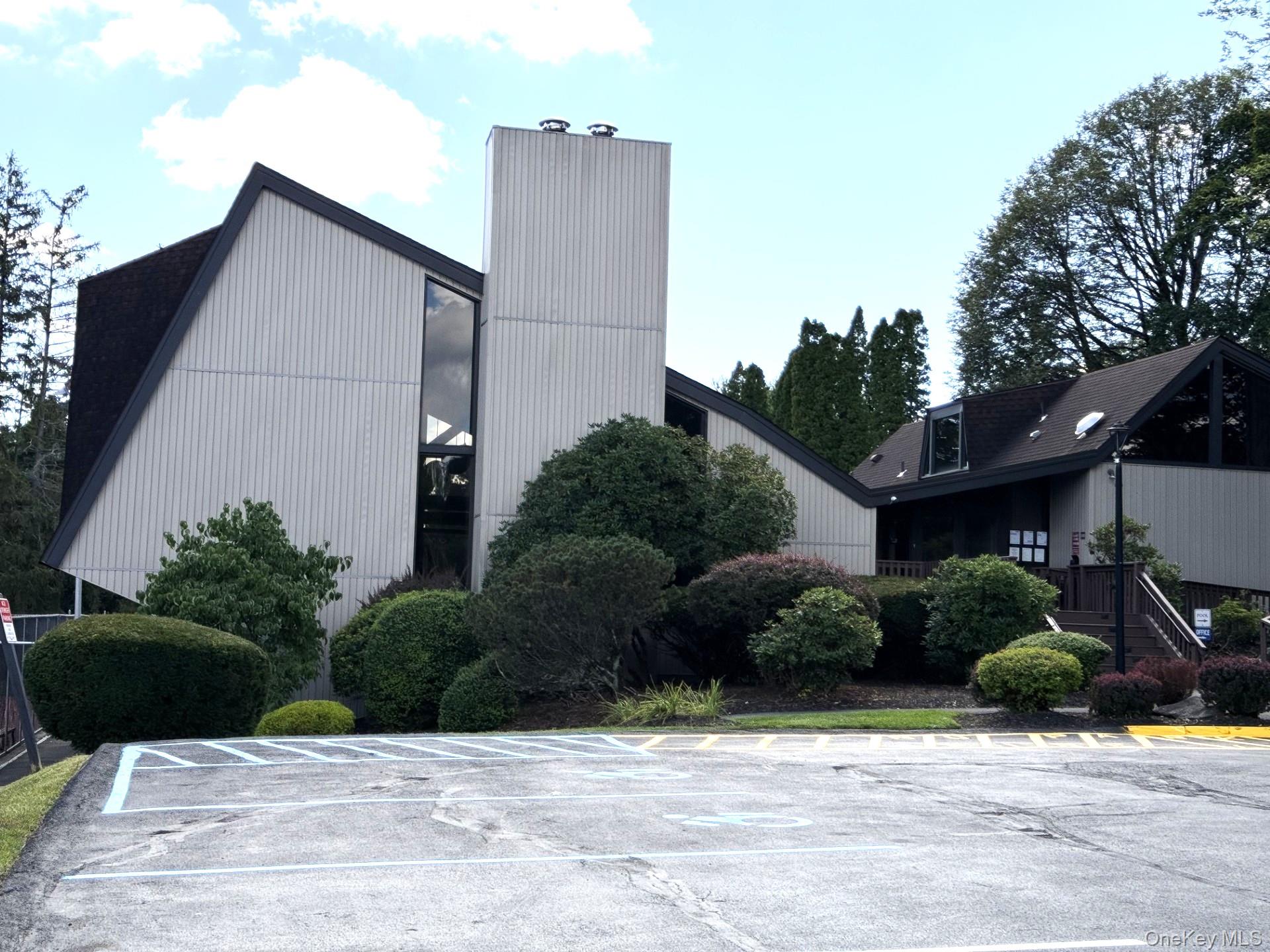 3110 Pine Cone Court, Poughkeepsie, NY 12603