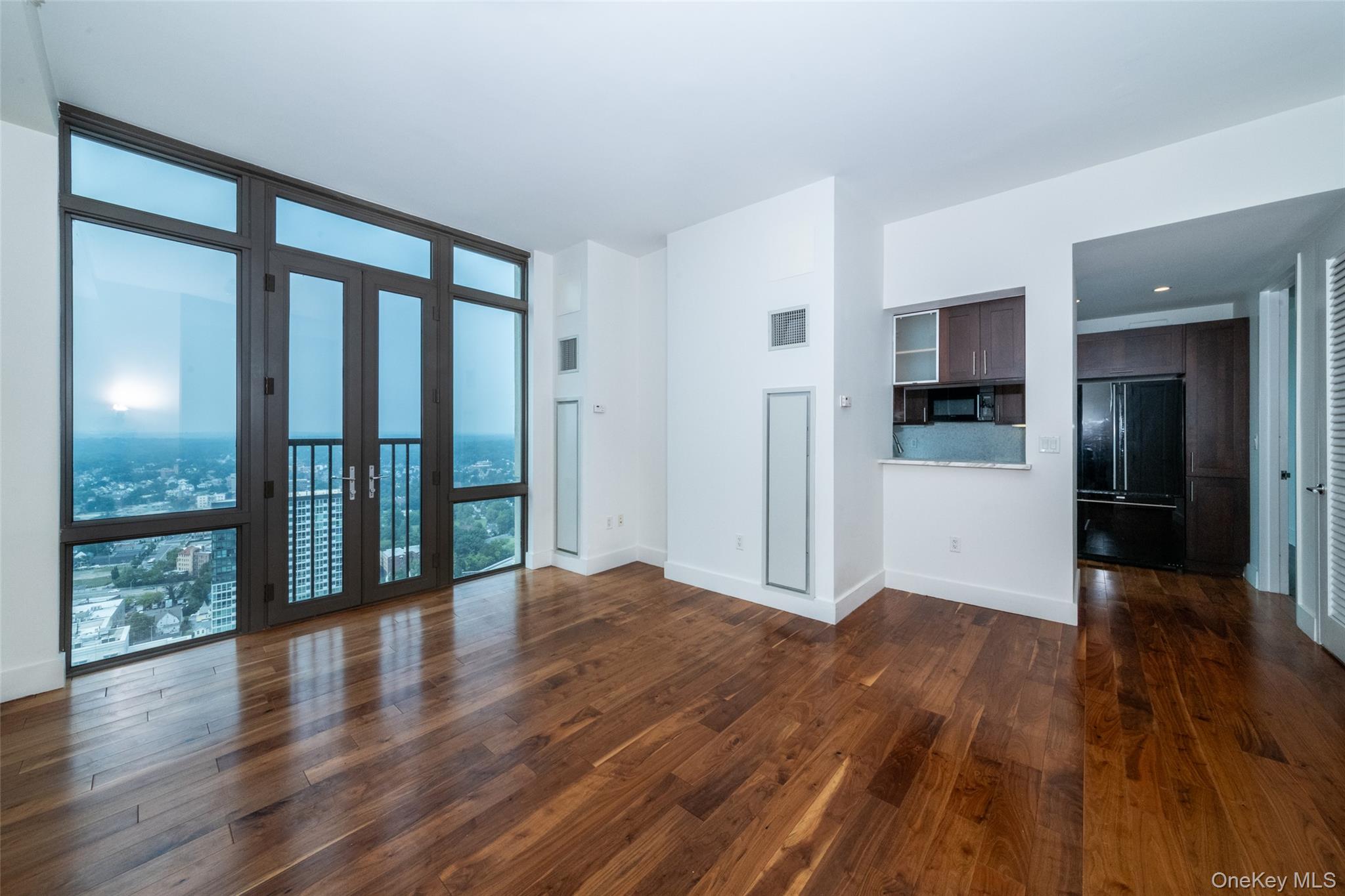 175 Huguenot Street # PH204, New Rochelle, NY 10801