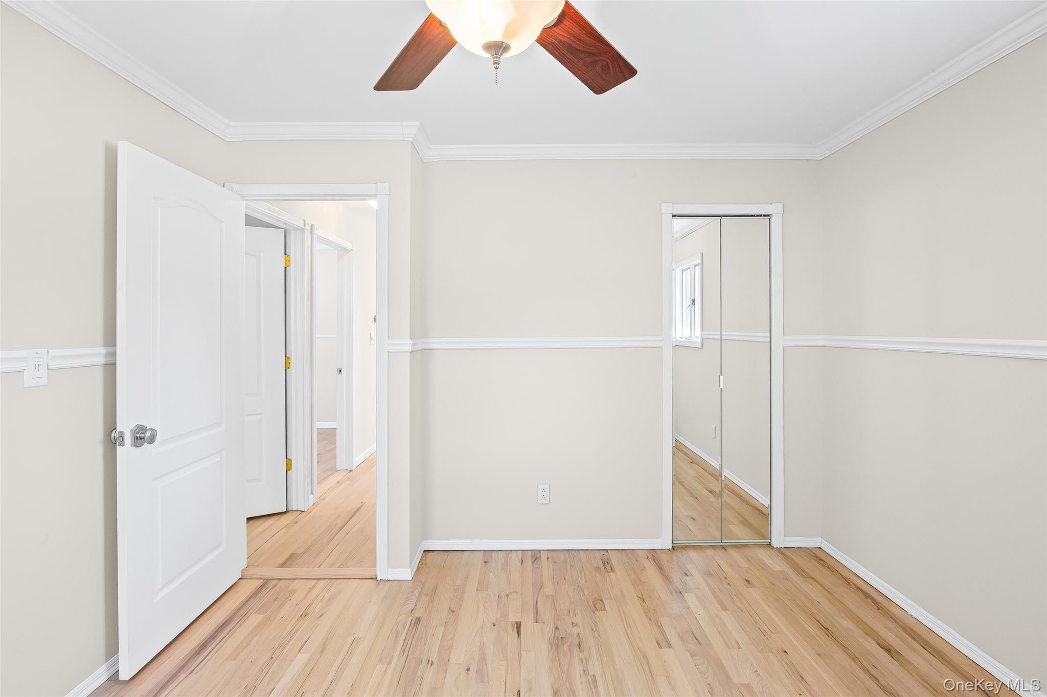 2401 Race Avenue, Medford, NY 11763