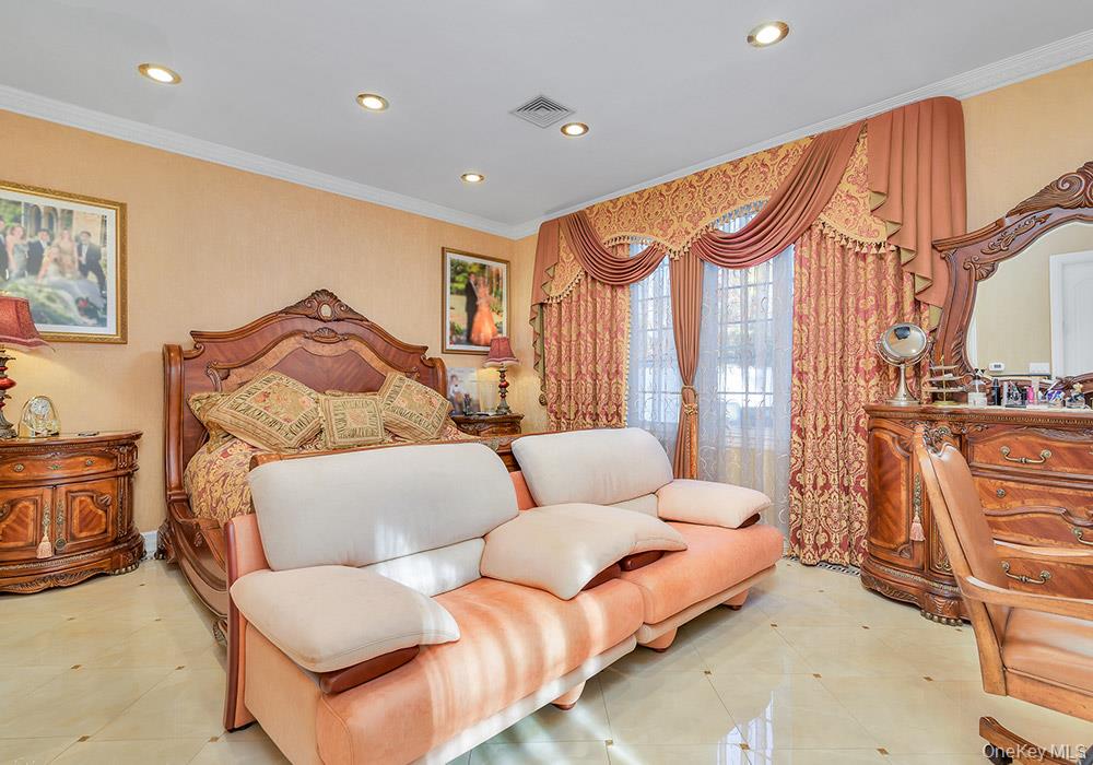 17624 Kildare Road, Jamaica Estates, NY 11432