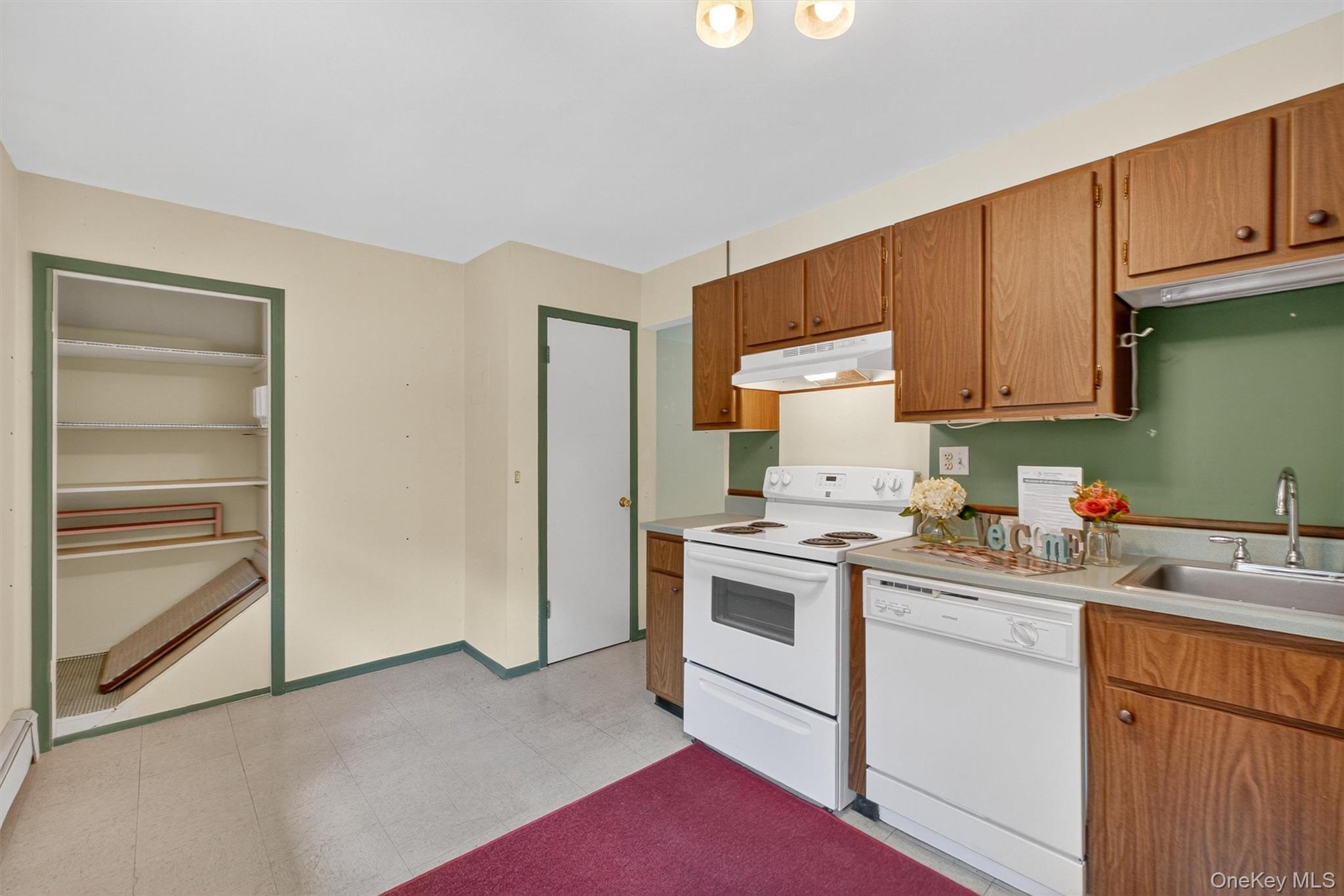 1840 Crompond Road # 5C8, Peekskill, NY 10566