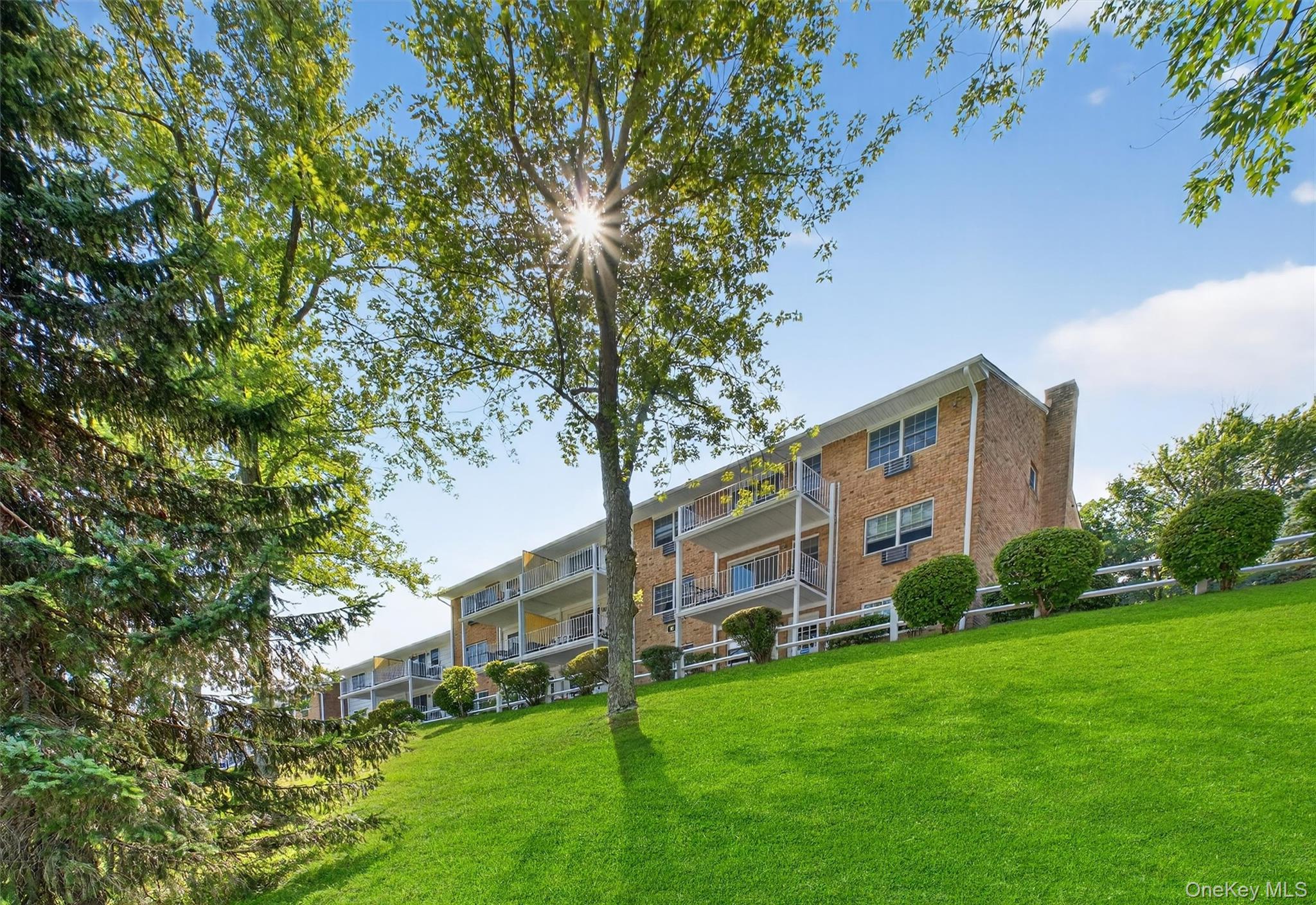 1840 Crompond Road # 5C8, Peekskill, NY 10566