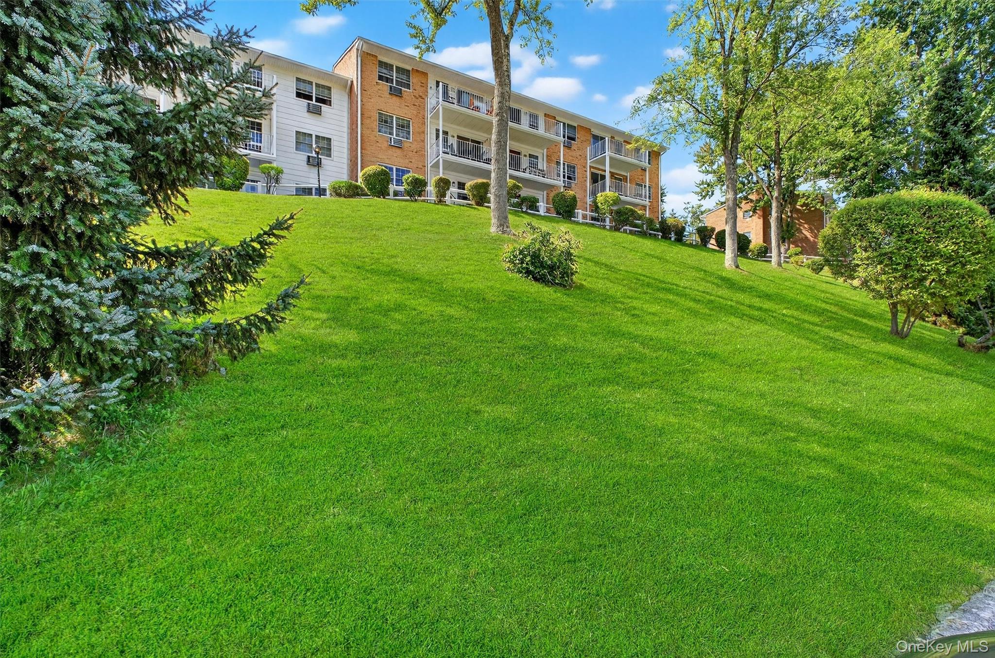 1840 Crompond Road # 5C8, Peekskill, NY 10566