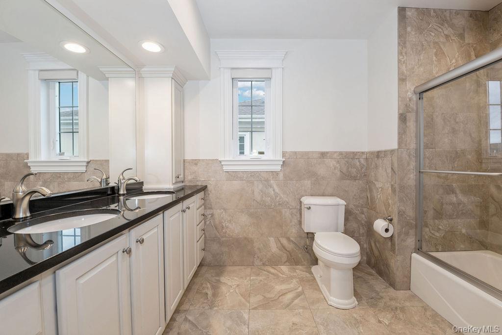 833 Glen Drive, Woodmere, NY 11598