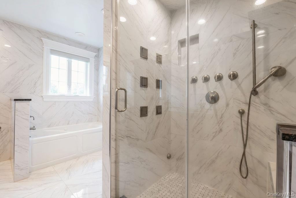 833 Glen Drive, Woodmere, NY 11598