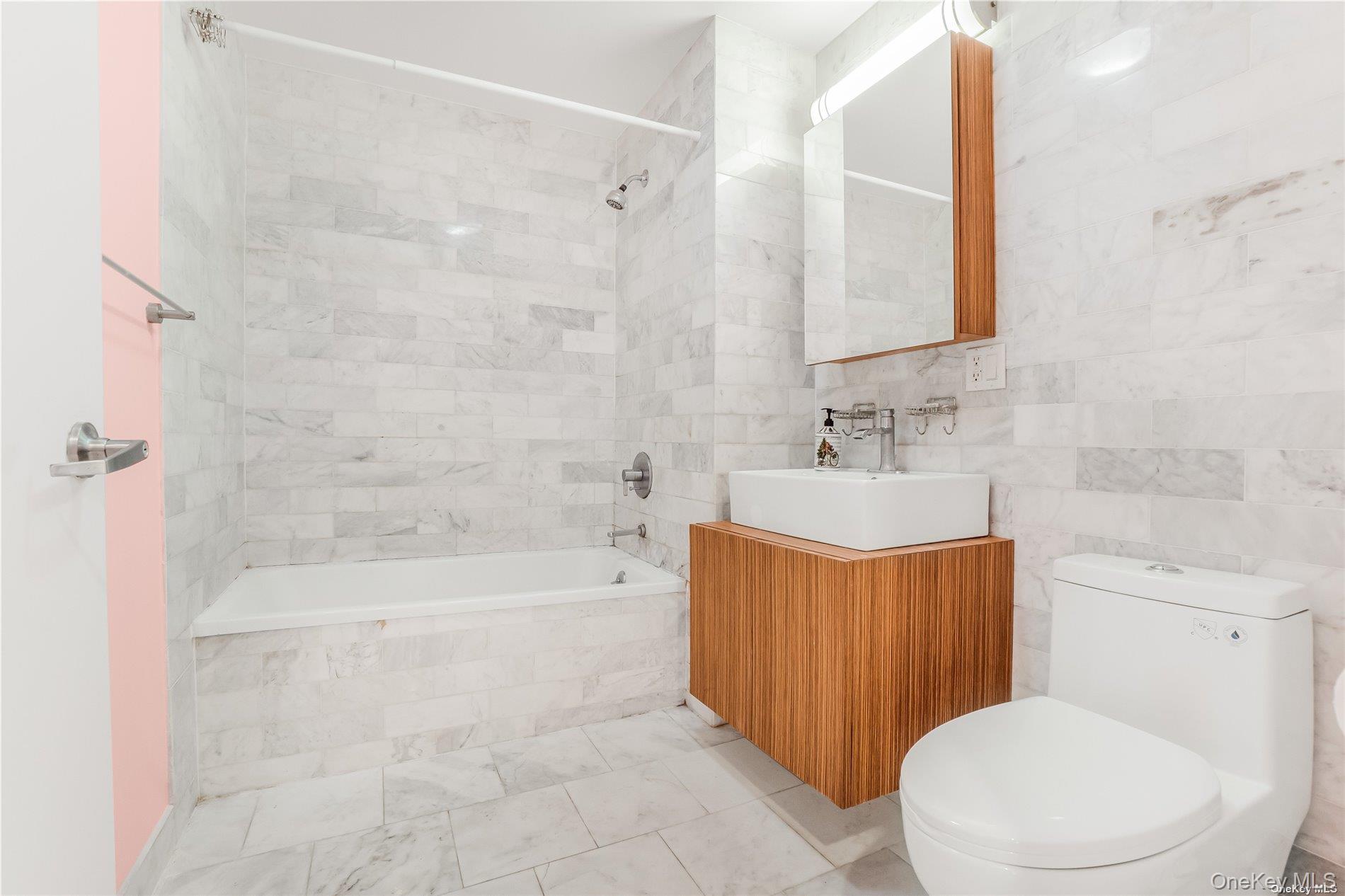 112-02 Northern Boulevard # PH-C, Corona, NY 11368