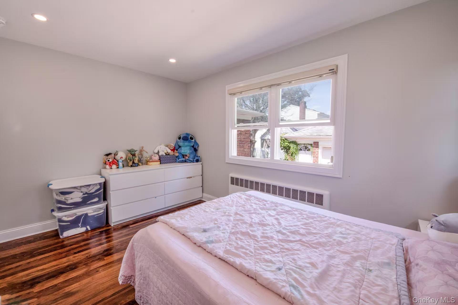 1641 Falmouth Avenue, New Hyde Park, NY 11040