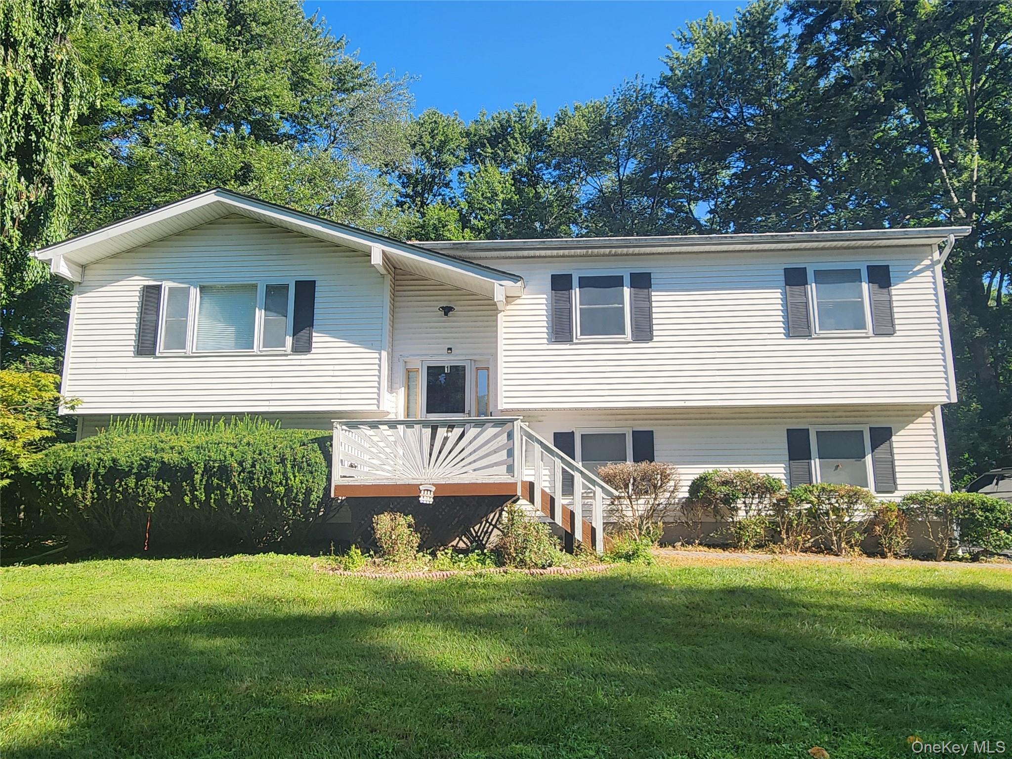 1 Nickolaus Lane, Nanuet, NY 10954