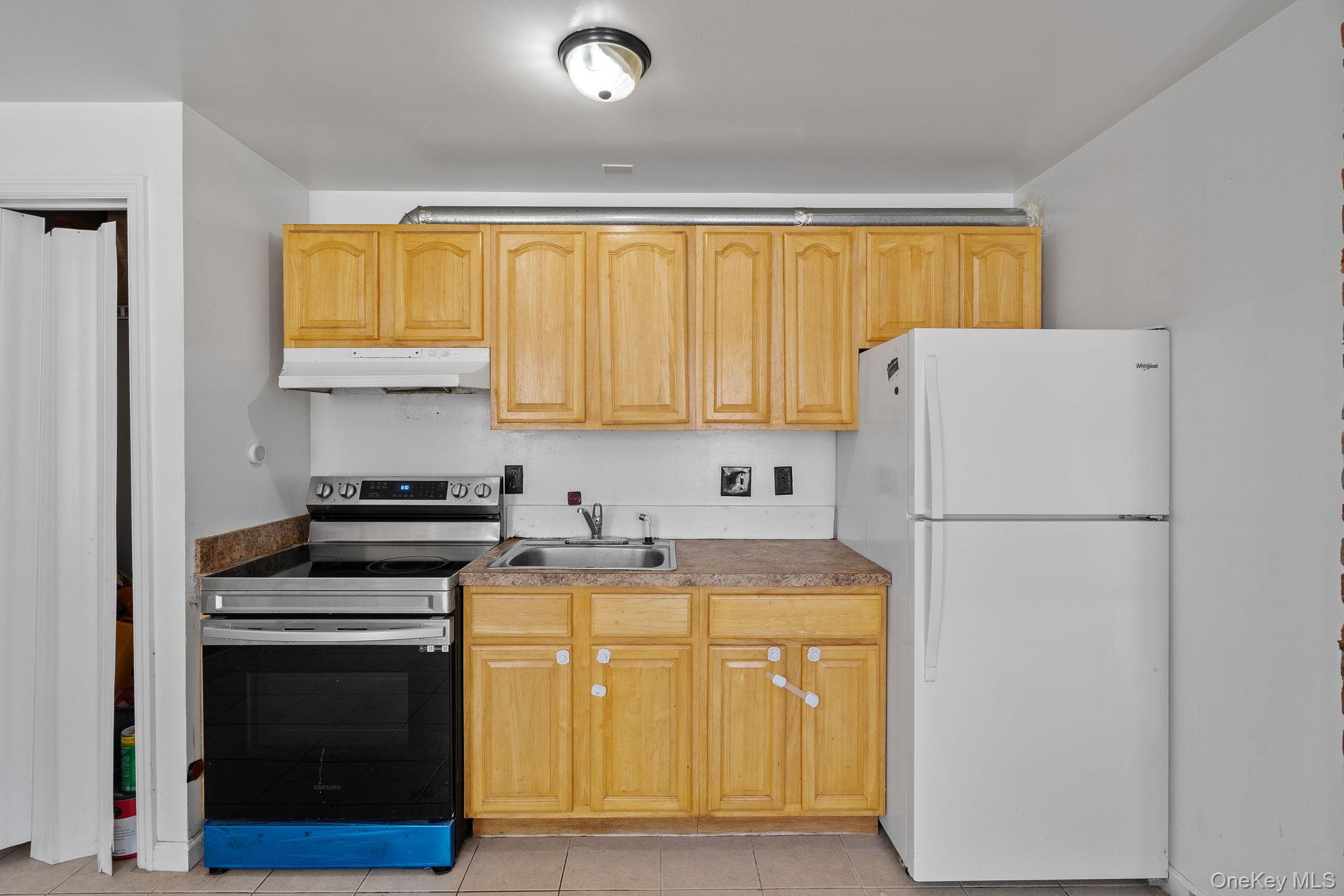 160 Lander Street, Newburgh, NY 12550