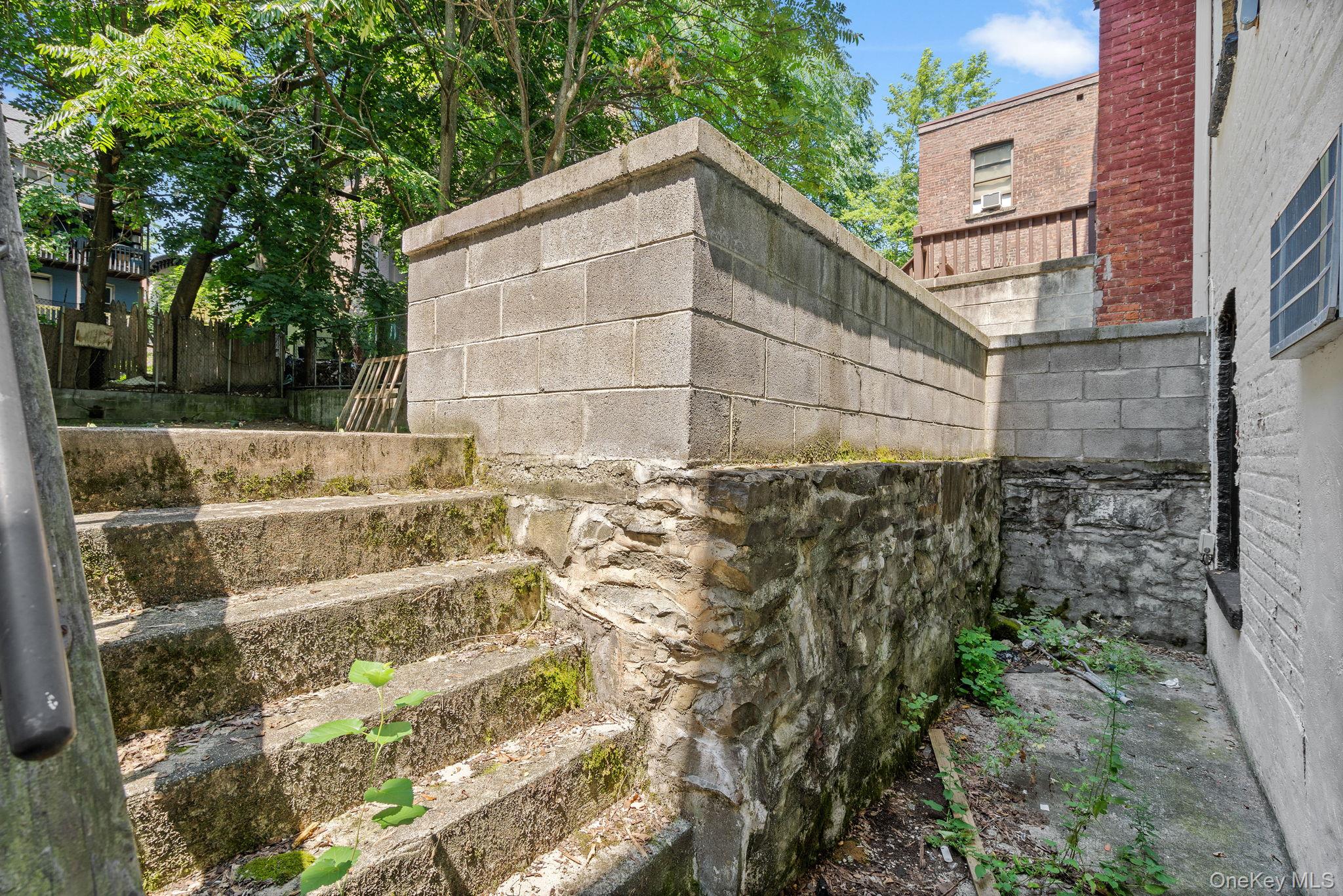 160 Lander Street, Newburgh, NY 12550