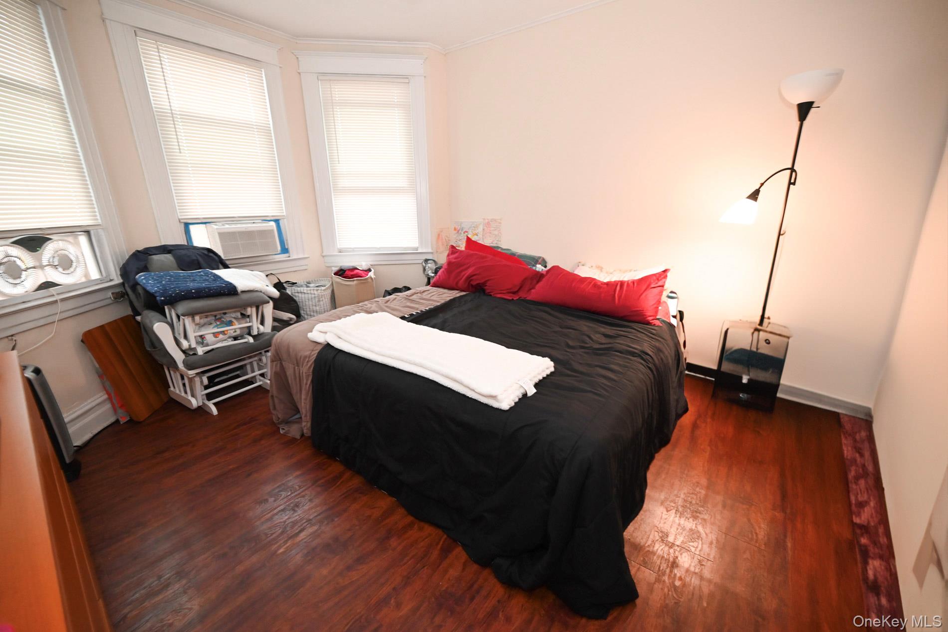 6062 Flushing Avenue, Maspeth, NY 11378