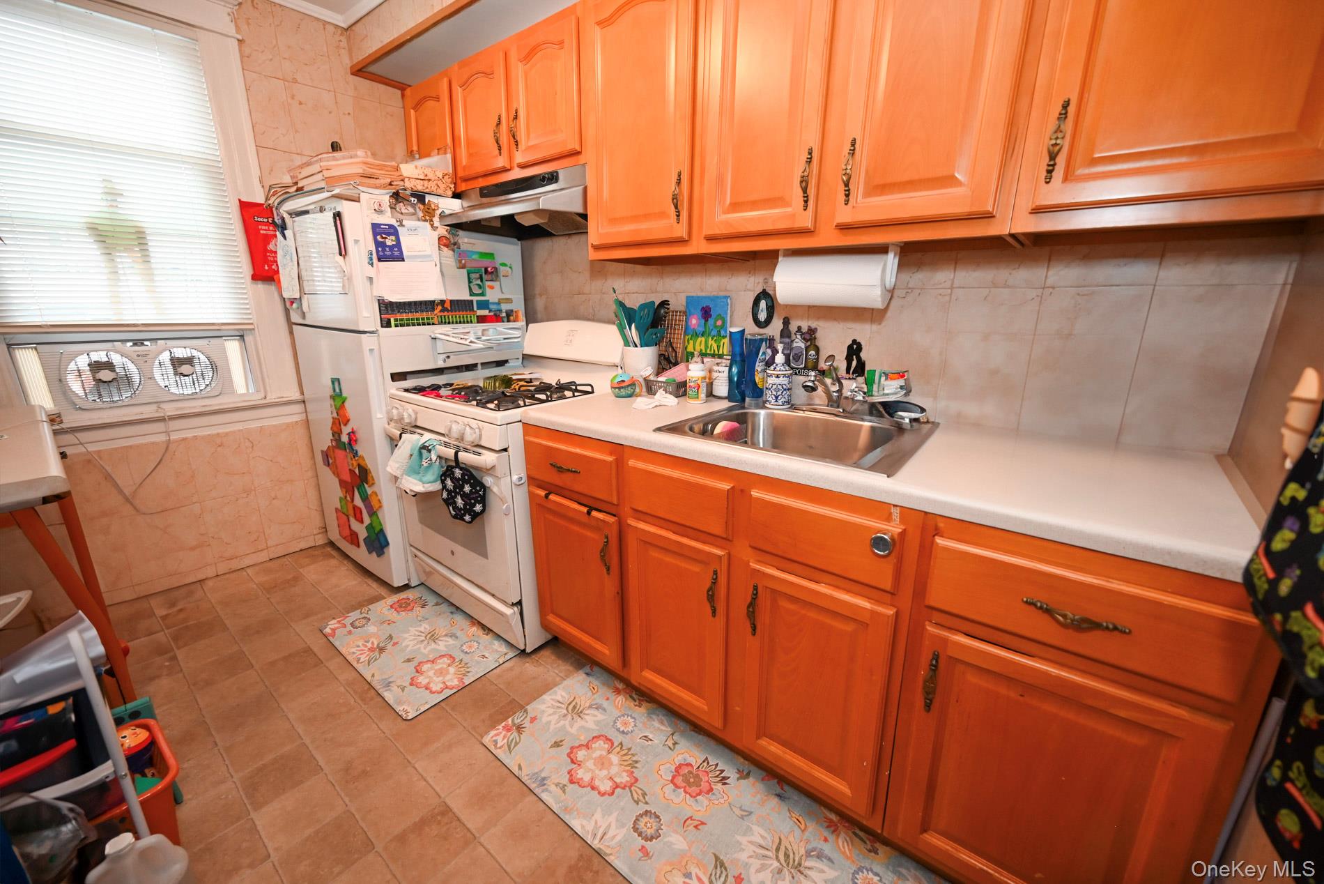 6062 Flushing Avenue, Maspeth, NY 11378