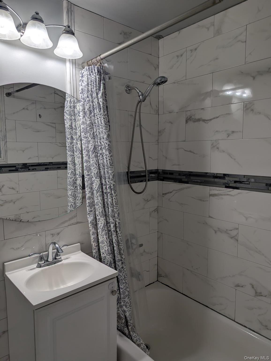 10212 65th Avenue # D17, Forest Hills, NY 11375