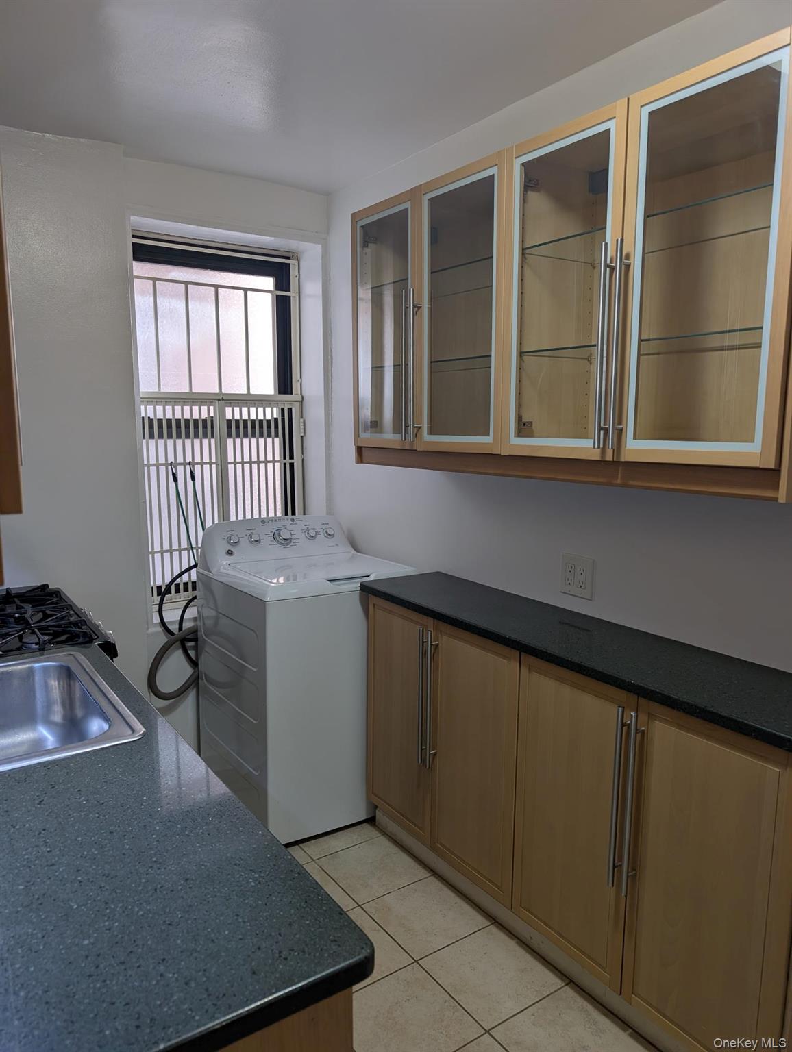 10212 65th Avenue # D17, Forest Hills, NY 11375