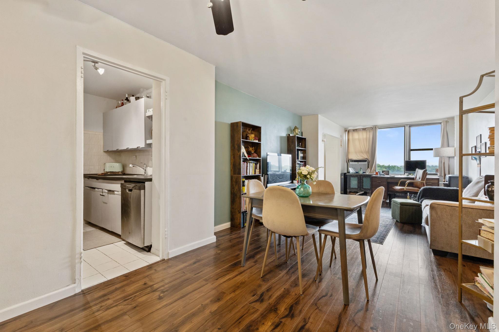 3121 Middletown Road # 7L, Bronx, NY 10461