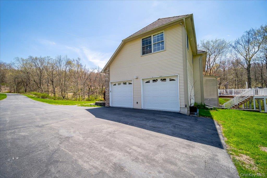 11 Saddle Hill Road, Chester, NY 10918