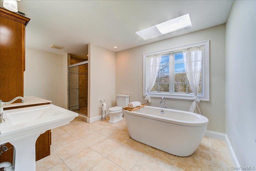 11 Saddle Hill Road, Chester, NY 10918