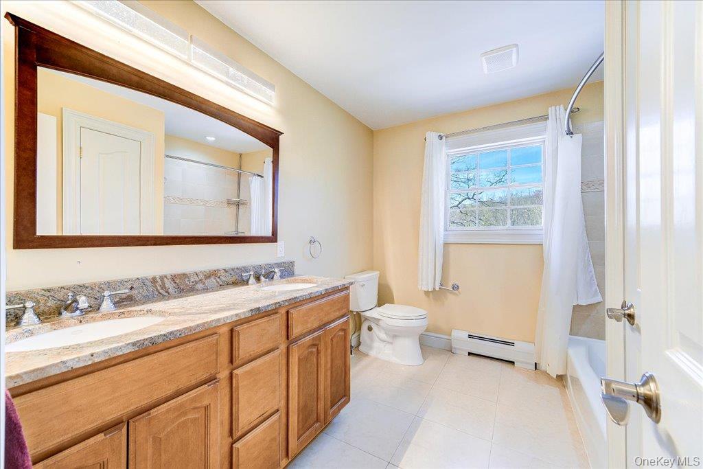 11 Saddle Hill Road, Chester, NY 10918