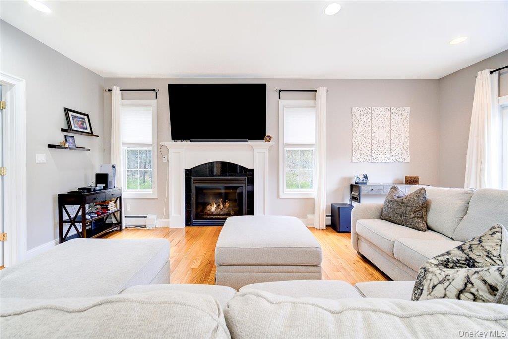 11 Saddle Hill Road, Chester, NY 10918