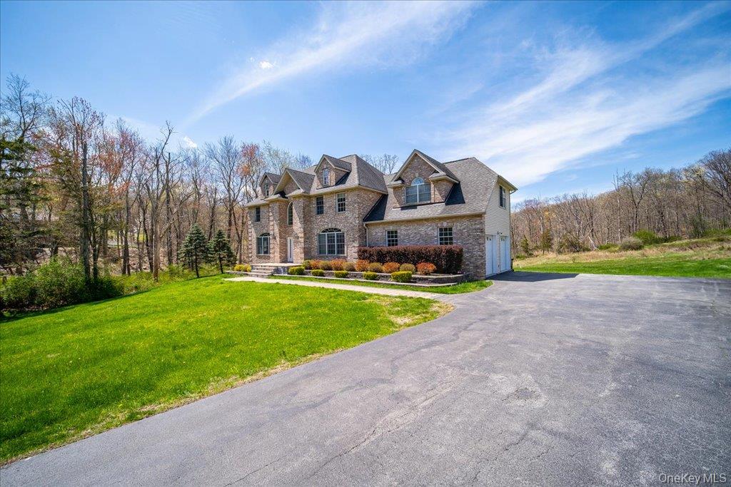 11 Saddle Hill Road, Chester, NY 10918