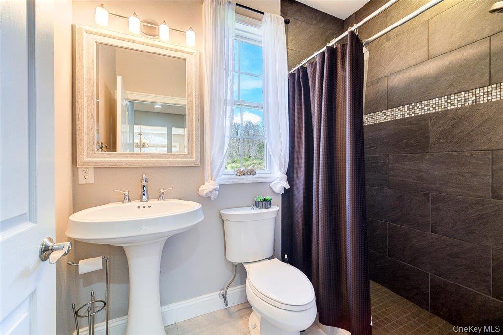 11 Saddle Hill Road, Chester, NY 10918