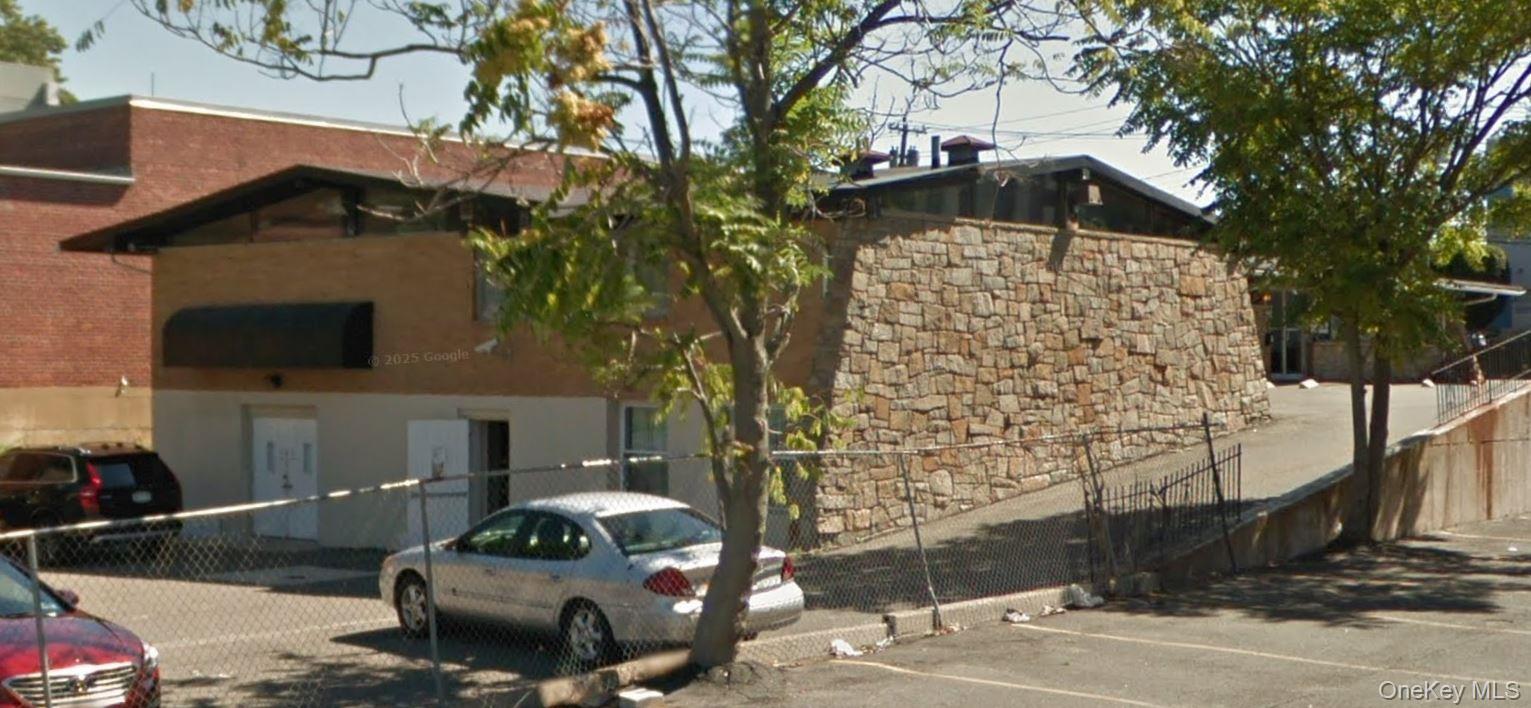 2270 Grand Avenue, Baldwin, NY 11510