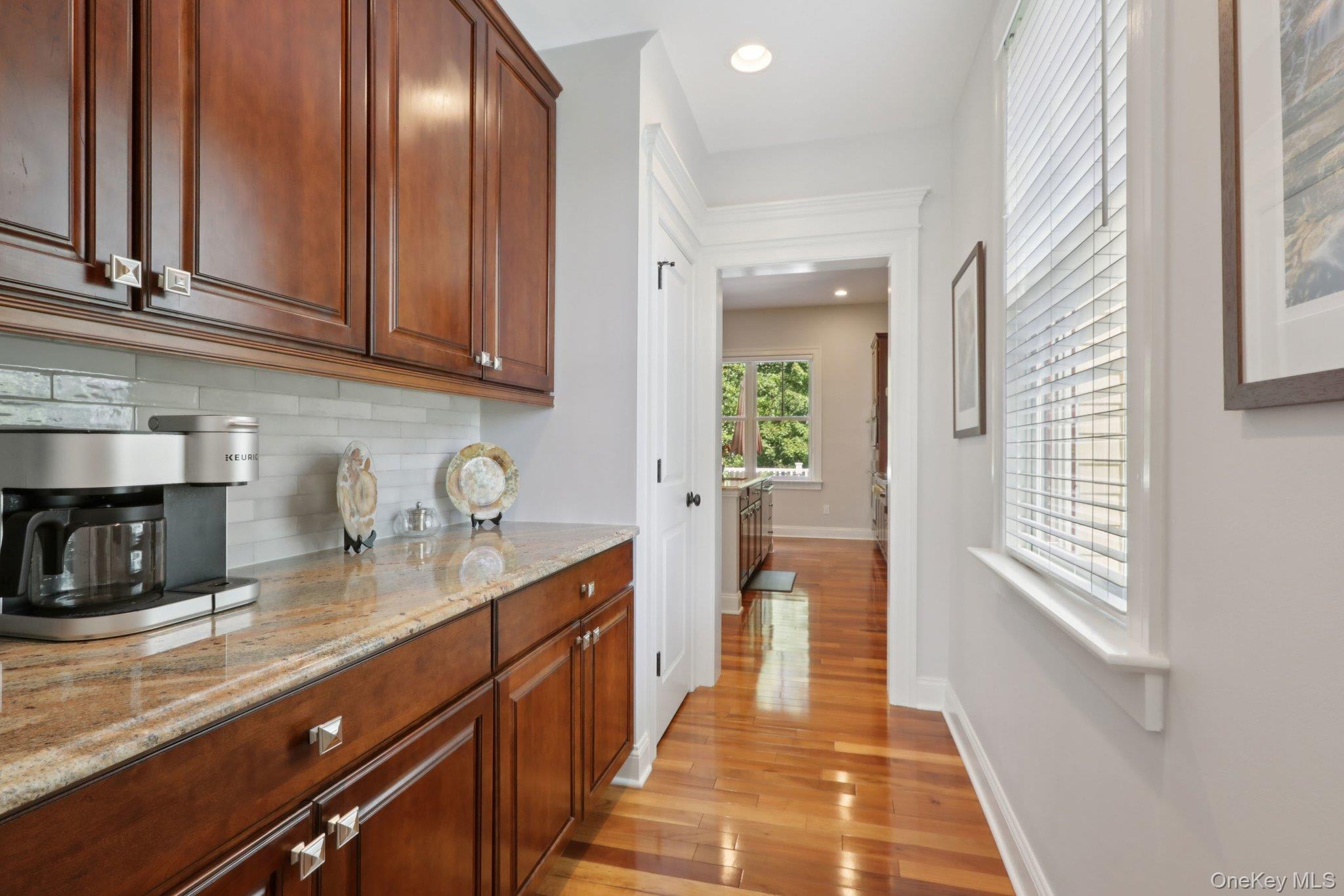 21 Long House Road, Warwick, NY 10990